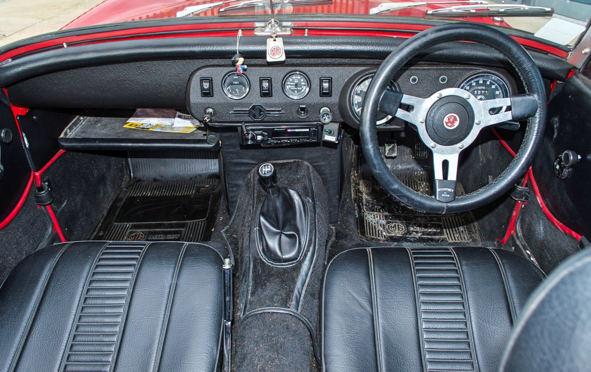 1975 MG Midget 1500 1491cc 2 door convertible - Image 41 of 55