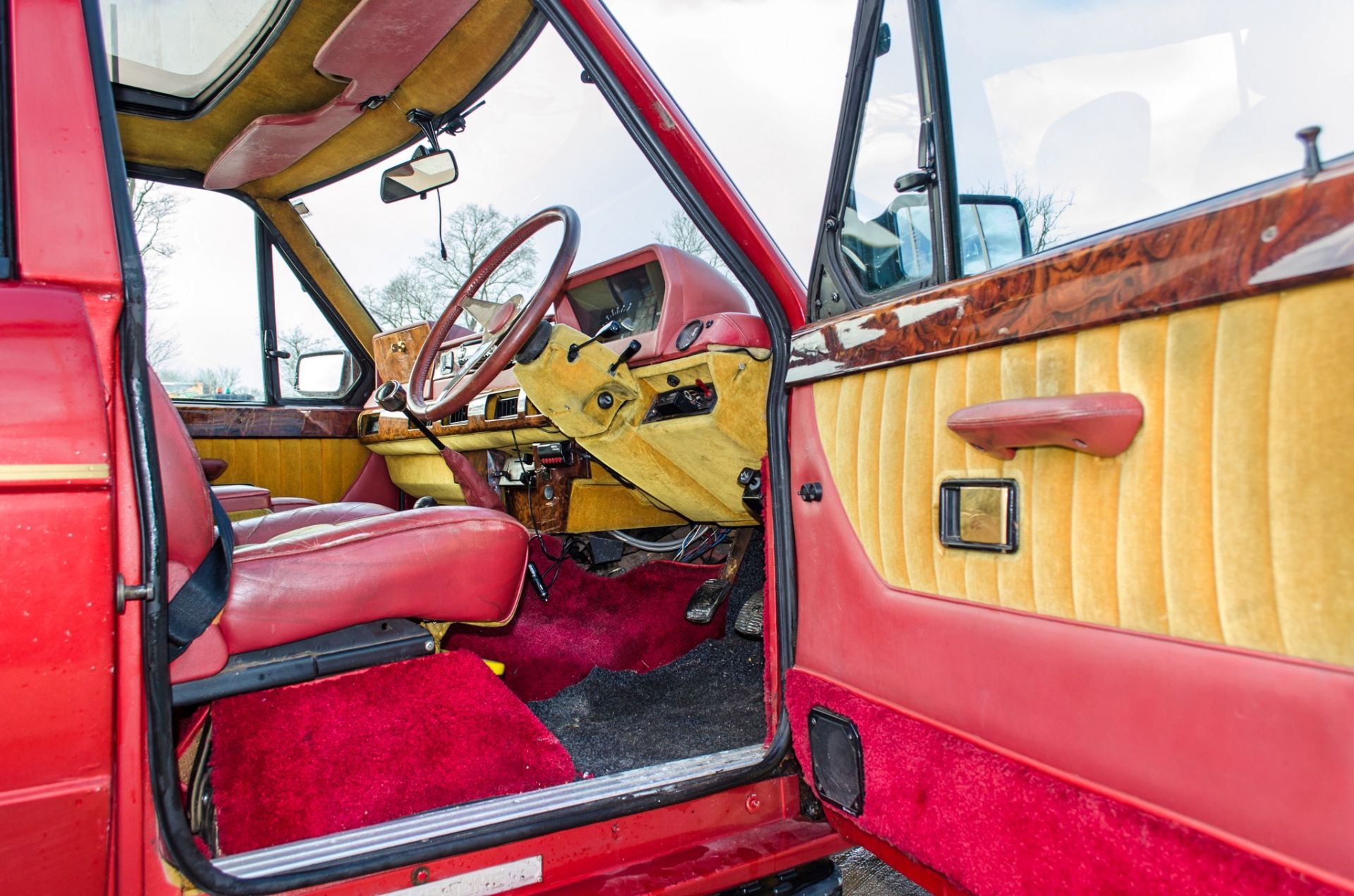 1985 Range Rover Glenfrome 3947cc V8 6-wheel 4 Door 4-wheel drive - Image 32 of 58