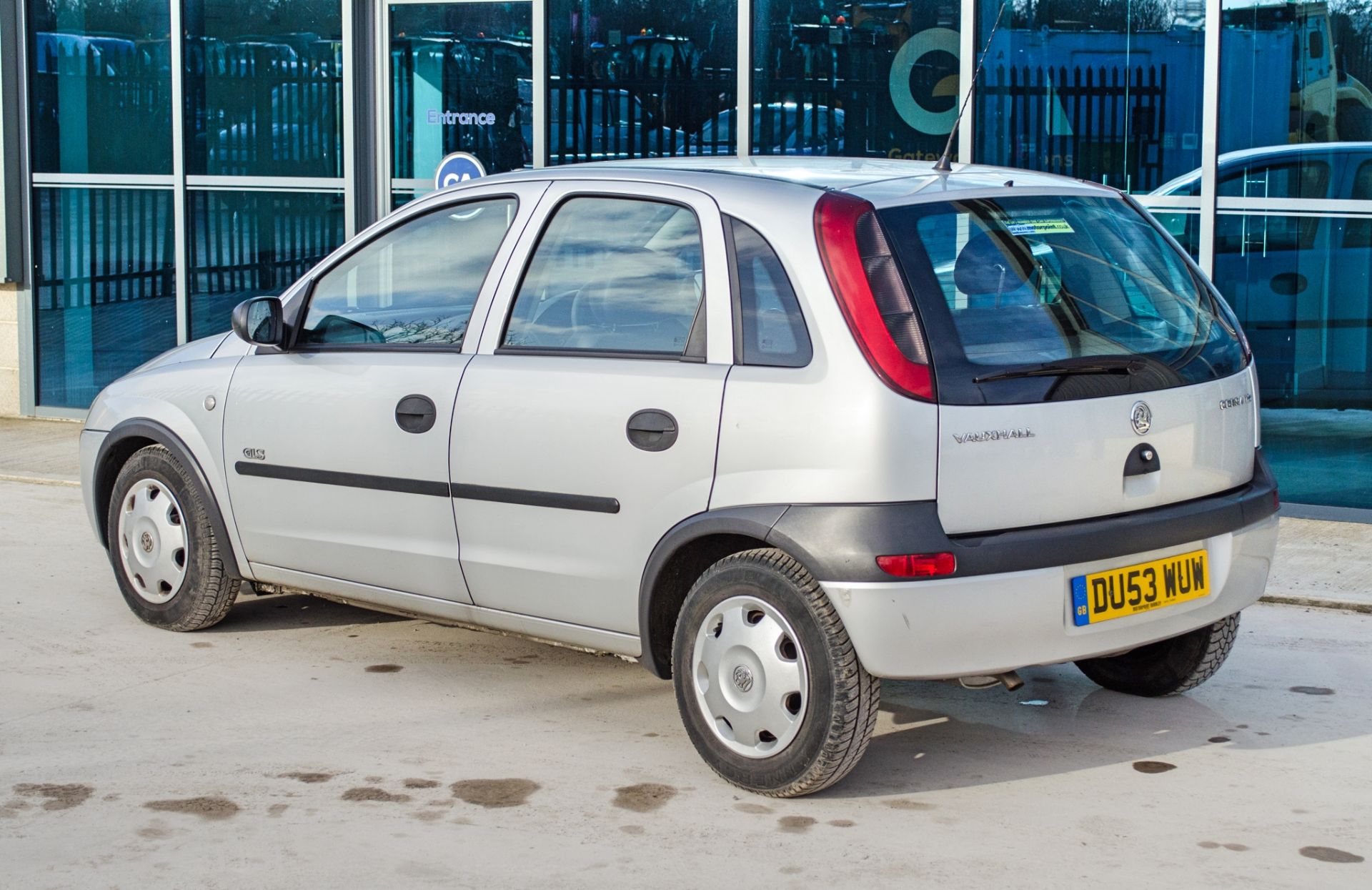 2003 Vauxhall Corsa GLS 16V 1199cc 5 door hatchback - Image 8 of 57