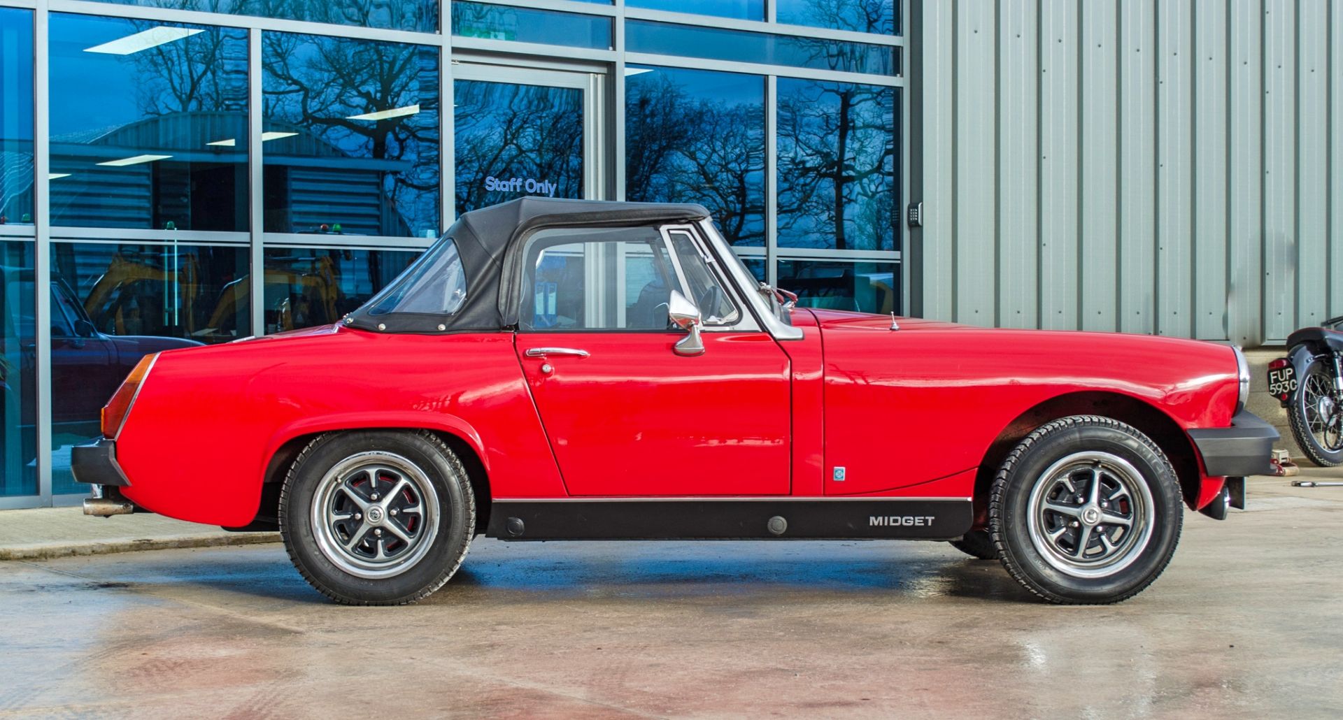 1975 MG Midget 1500 1491cc 2 door convertible - Image 13 of 55