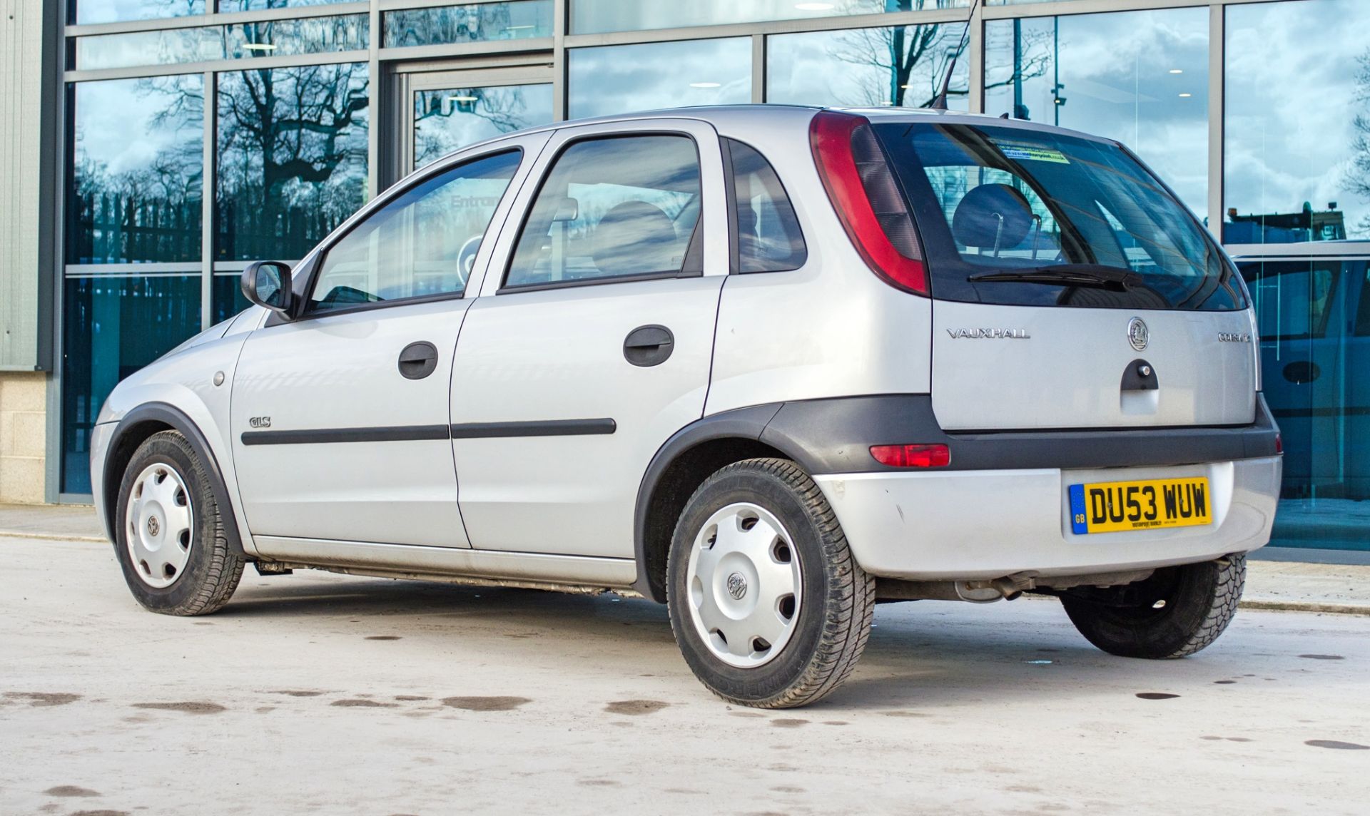 2003 Vauxhall Corsa GLS 16V 1199cc 5 door hatchback - Image 7 of 57