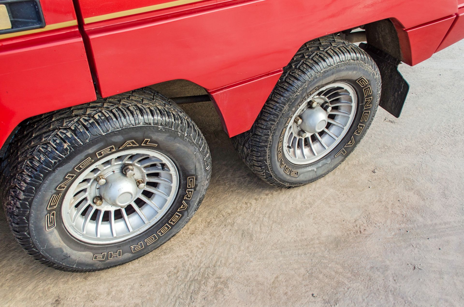 1985 Range Rover Glenfrome 3947cc V8 6-wheel 4 Door 4-wheel drive - Image 26 of 58