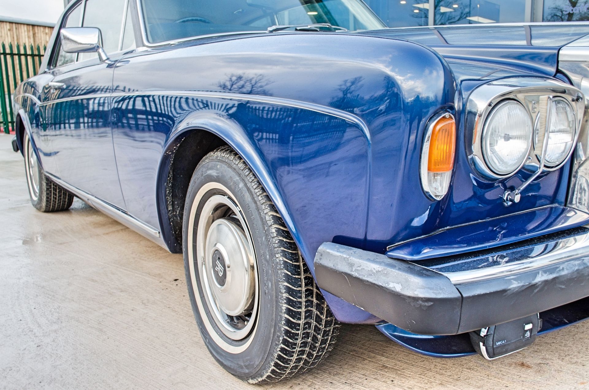 1981 Rolls-Royce Corniche 6.75 litre Series 5000 3 door fixed head coupe - Image 15 of 50