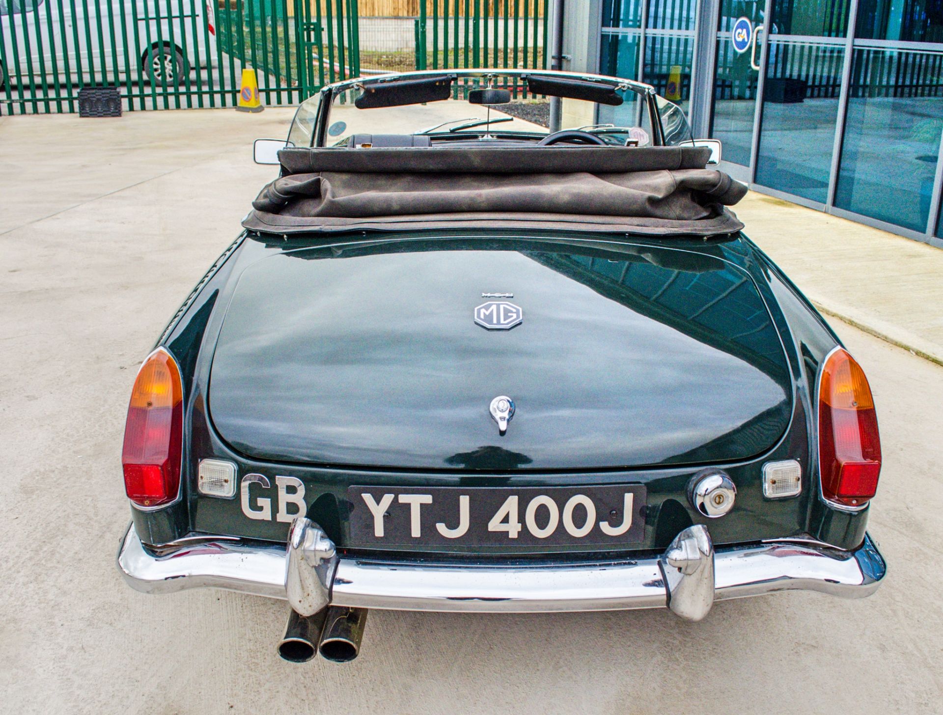 1970 MG B Roadster 1798cc convertible - Image 12 of 53