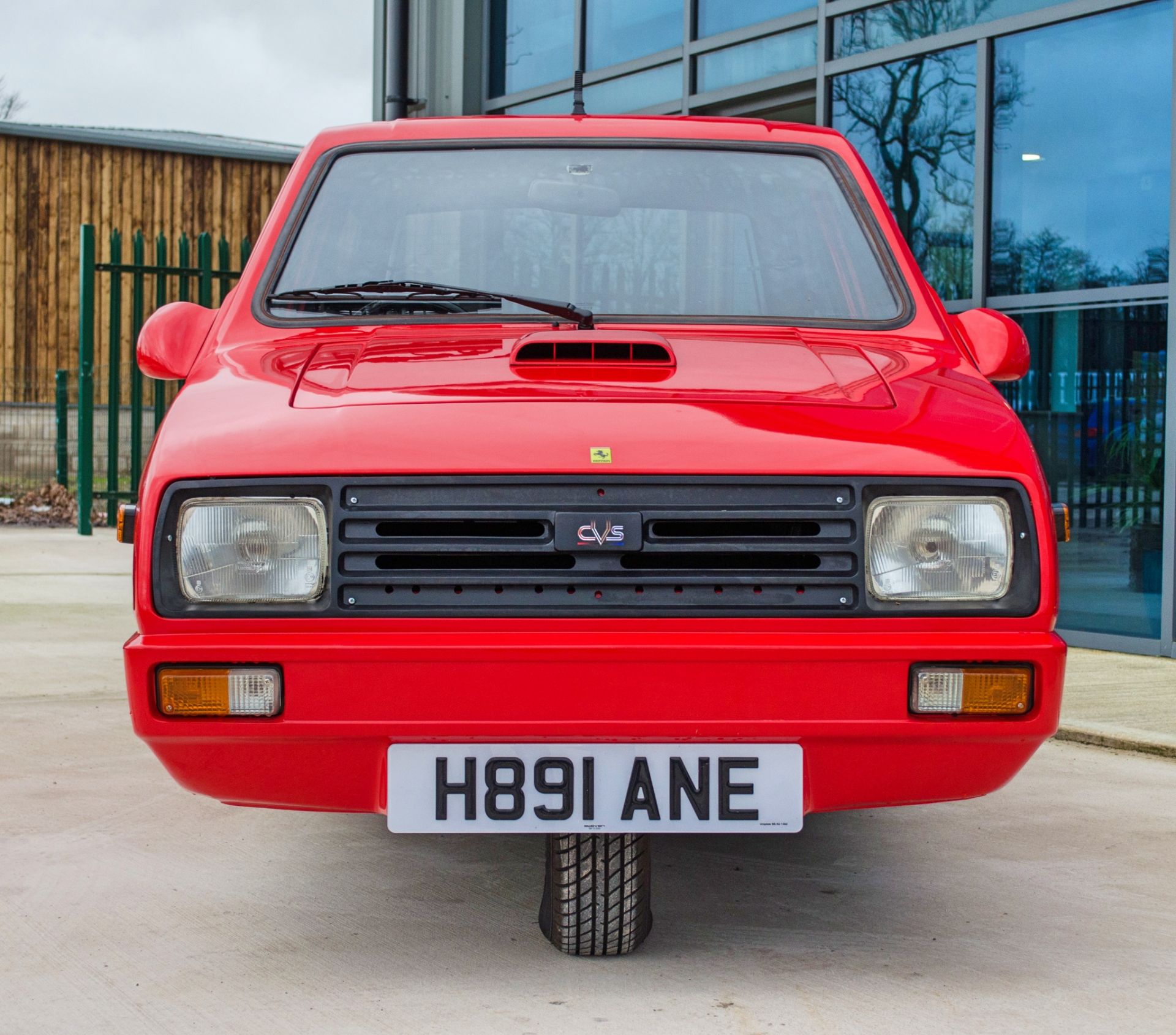 1990 Reliant Rialto 850cc 3 wheel 2 door saloon - Image 9 of 39