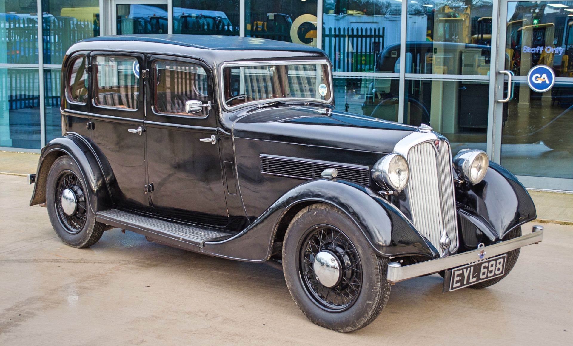 1938 Rover 10 1398cc 4 door saloon - Image 2 of 44