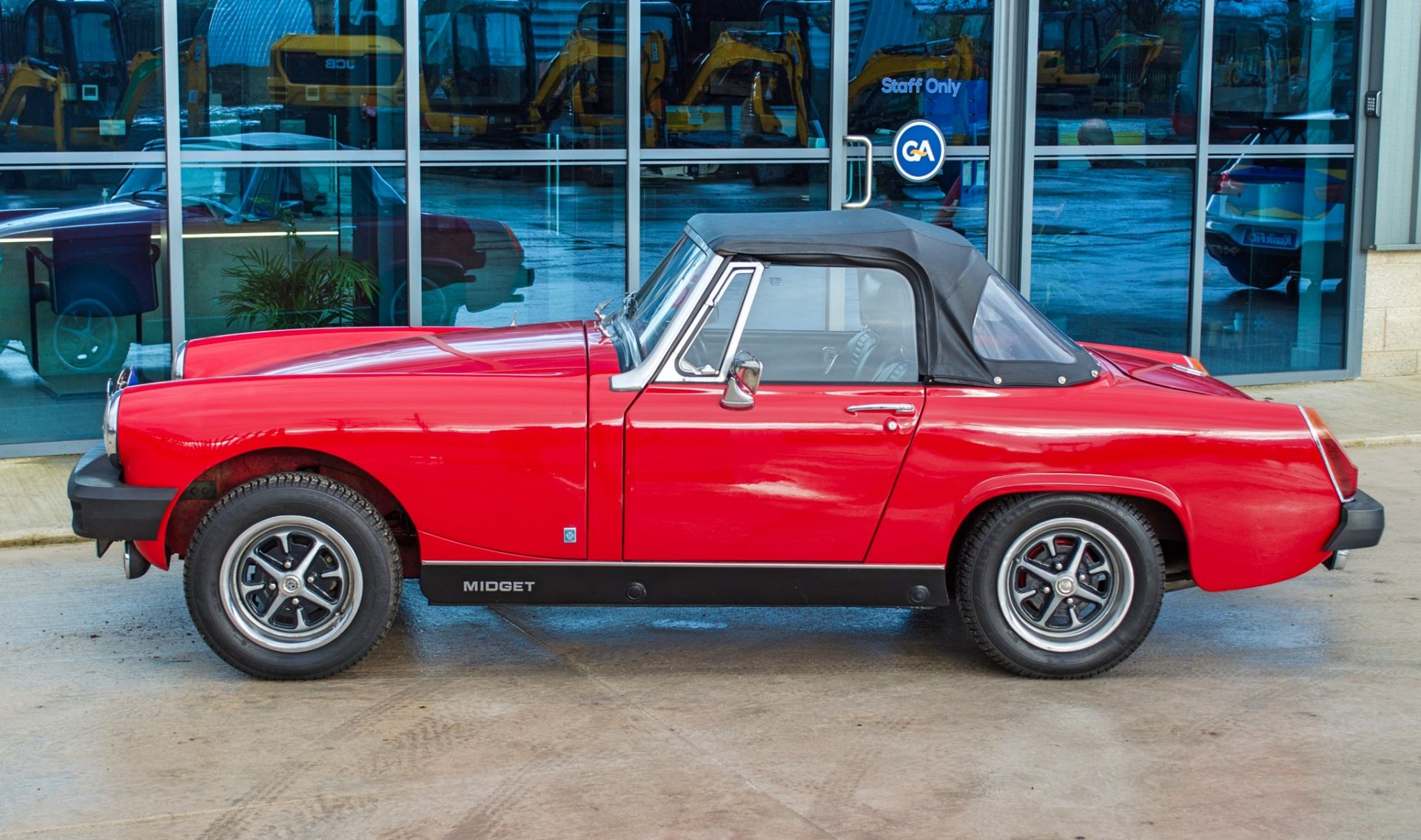 1975 MG Midget 1500 1491cc 2 door convertible - Image 16 of 55