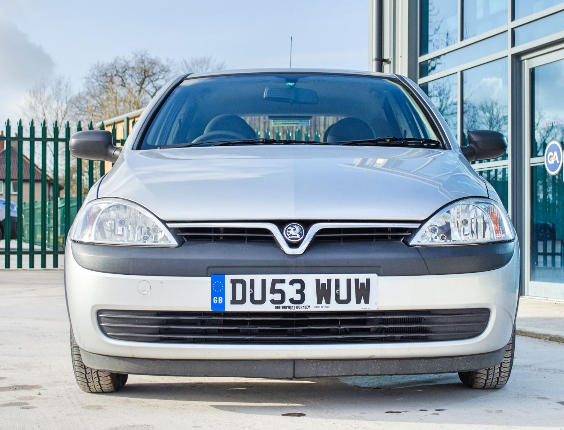 2003 Vauxhall Corsa GLS 16V 1199cc 5 door hatchback - Image 9 of 57