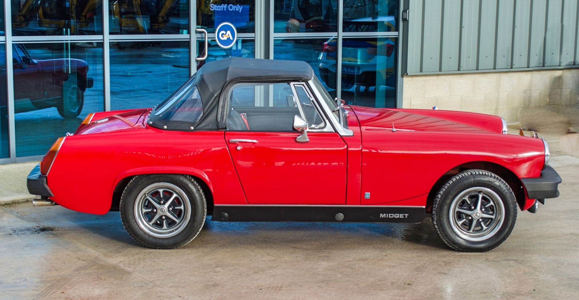 1975 MG Midget 1500 1491cc 2 door convertible - Image 14 of 55