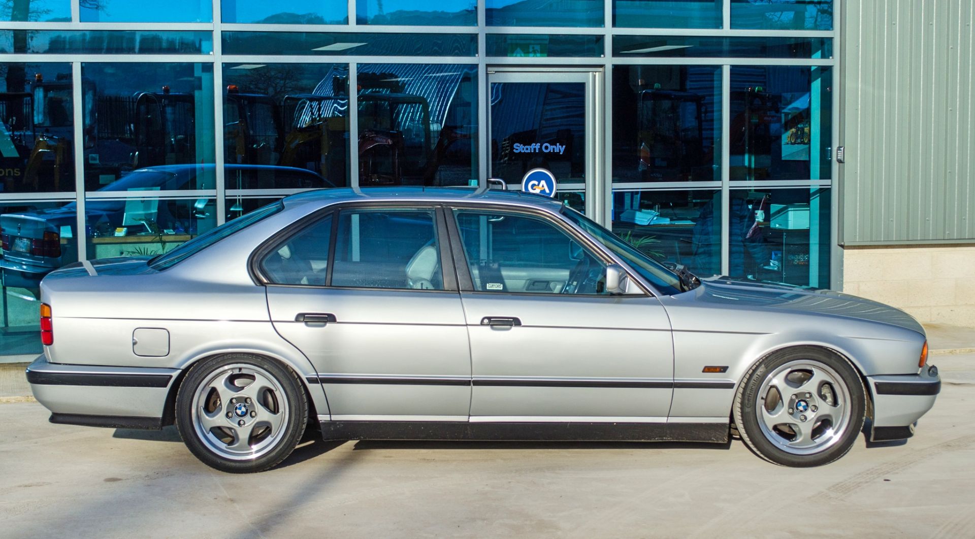 1991 BMW M5 E34 3.6 litre 4 door saloon - Image 15 of 59