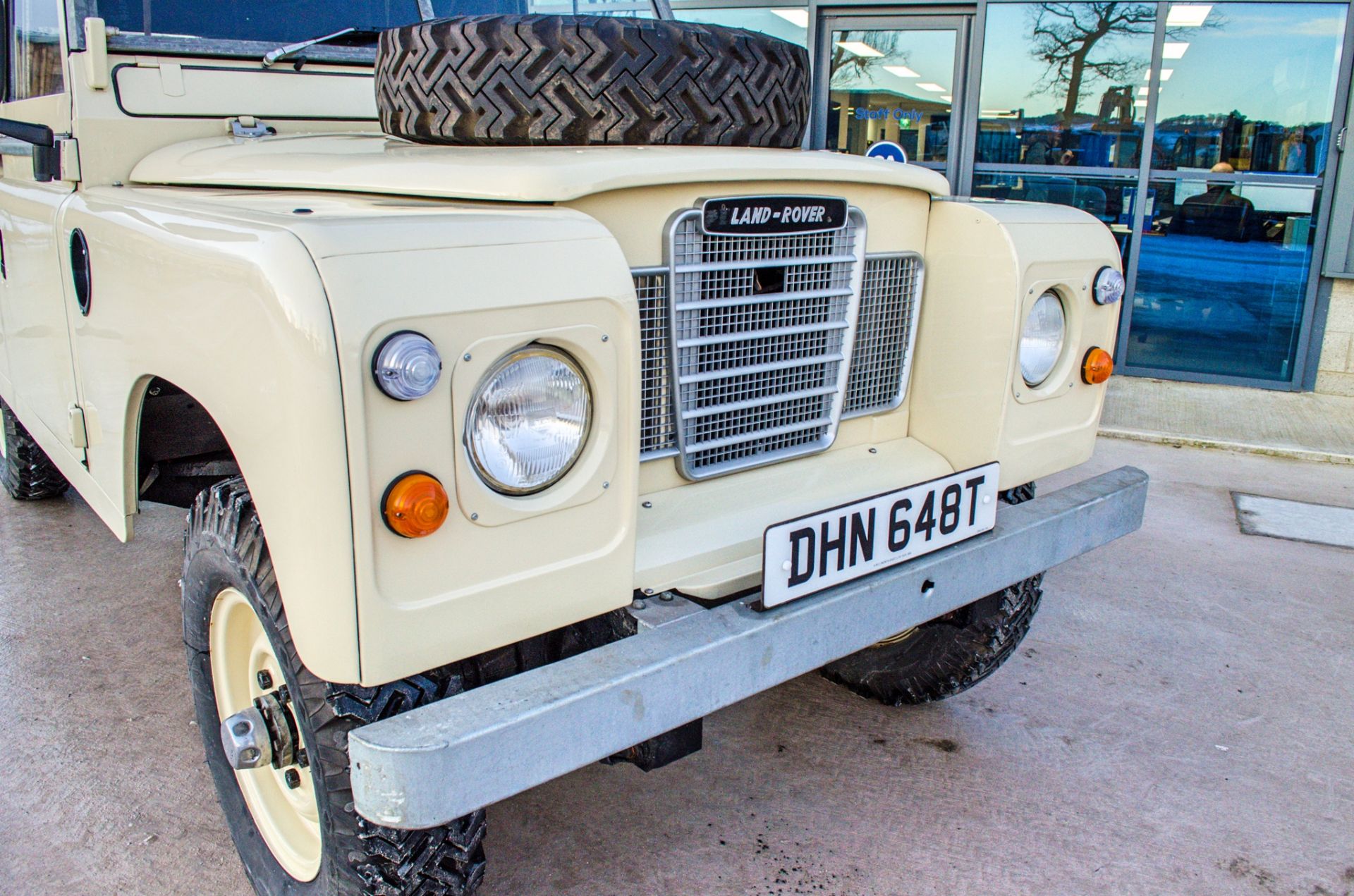 1978 Land Rover Series 3 109 2.25 litre petrol 2 door convertible 4 wheel drive - Image 17 of 48