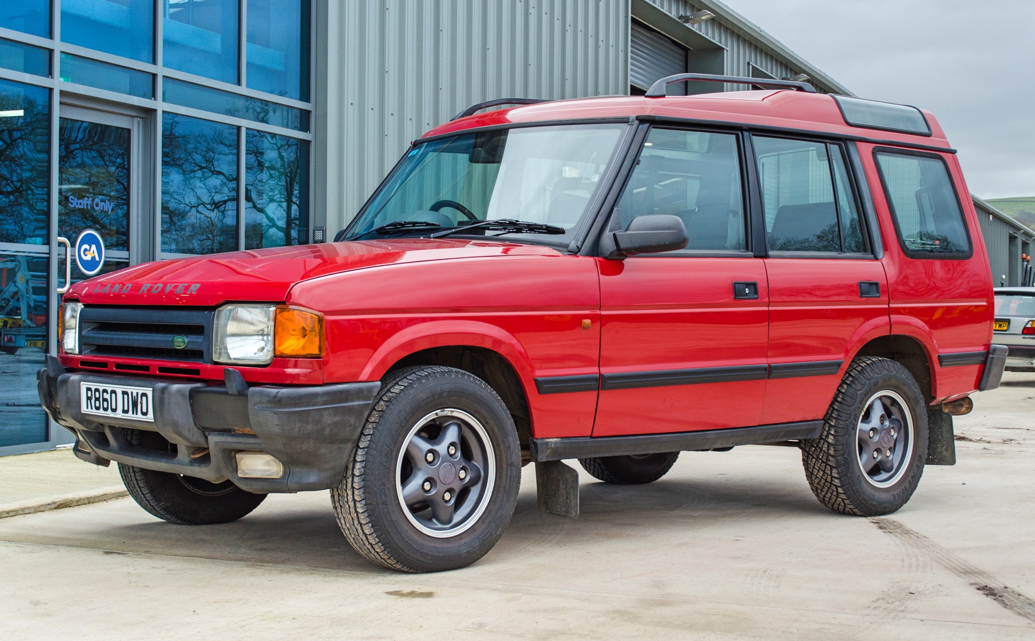 1998 Landrover Discovery 3.9 litre V8 manual 5 door 4wd - Image 3 of 46