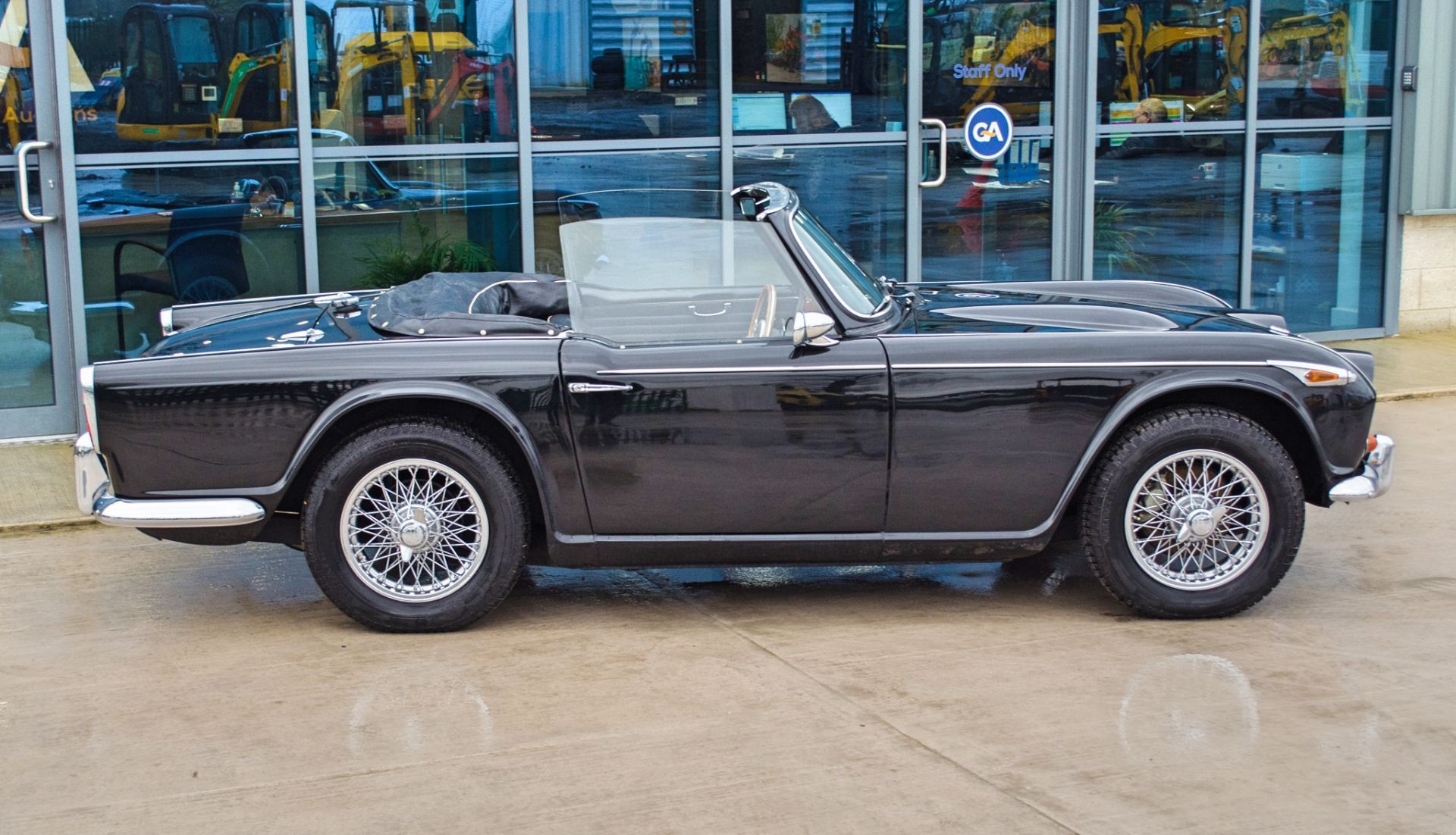 1967 Triumph TR4A IRS 2135cc convertible - Image 14 of 56