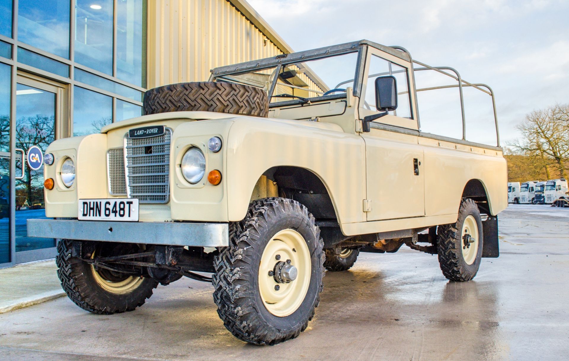 1978 Land Rover Series 3 109 2.25 litre petrol 2 door convertible 4 wheel drive - Image 28 of 48