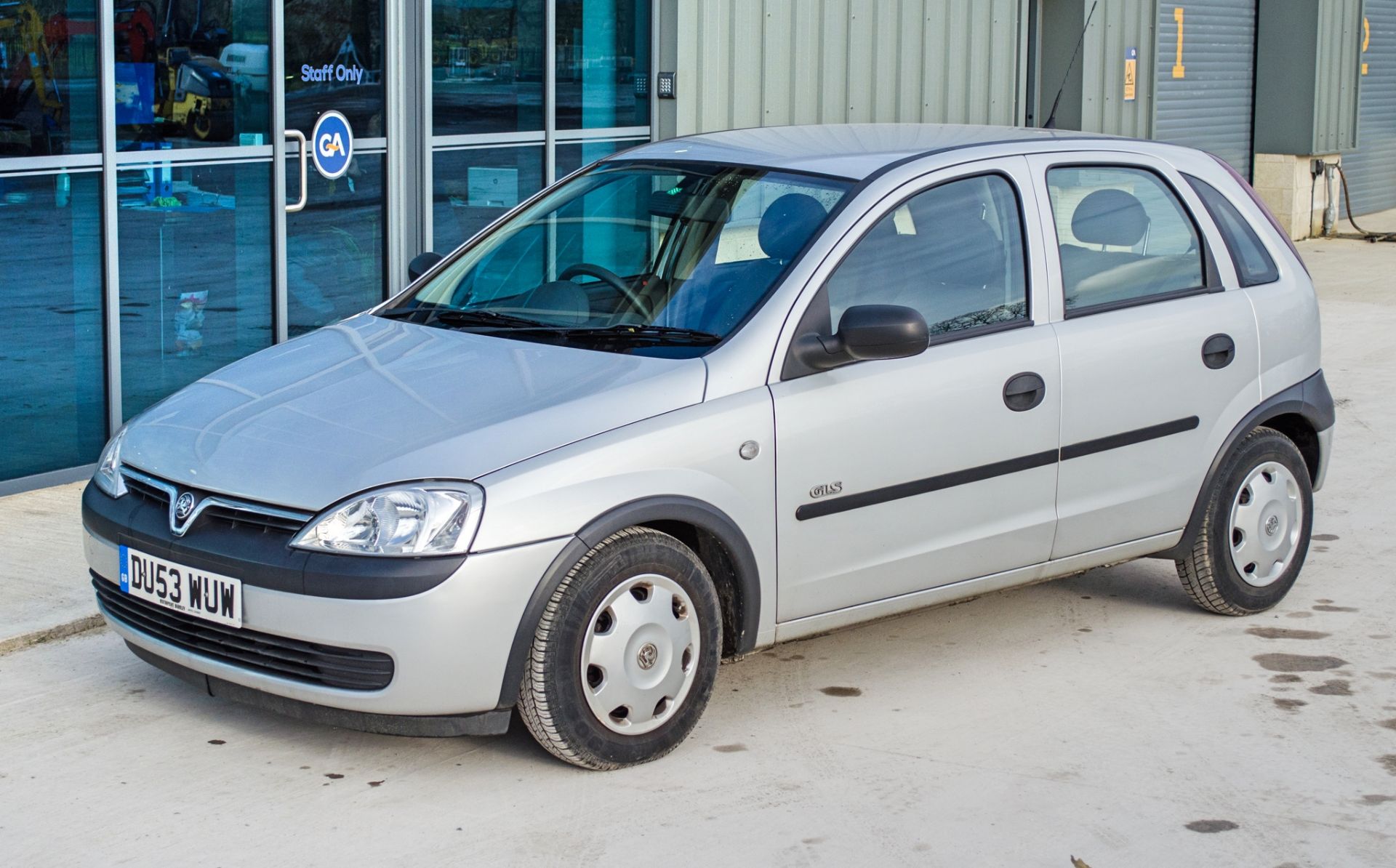 2003 Vauxhall Corsa GLS 16V 1199cc 5 door hatchback - Image 4 of 57