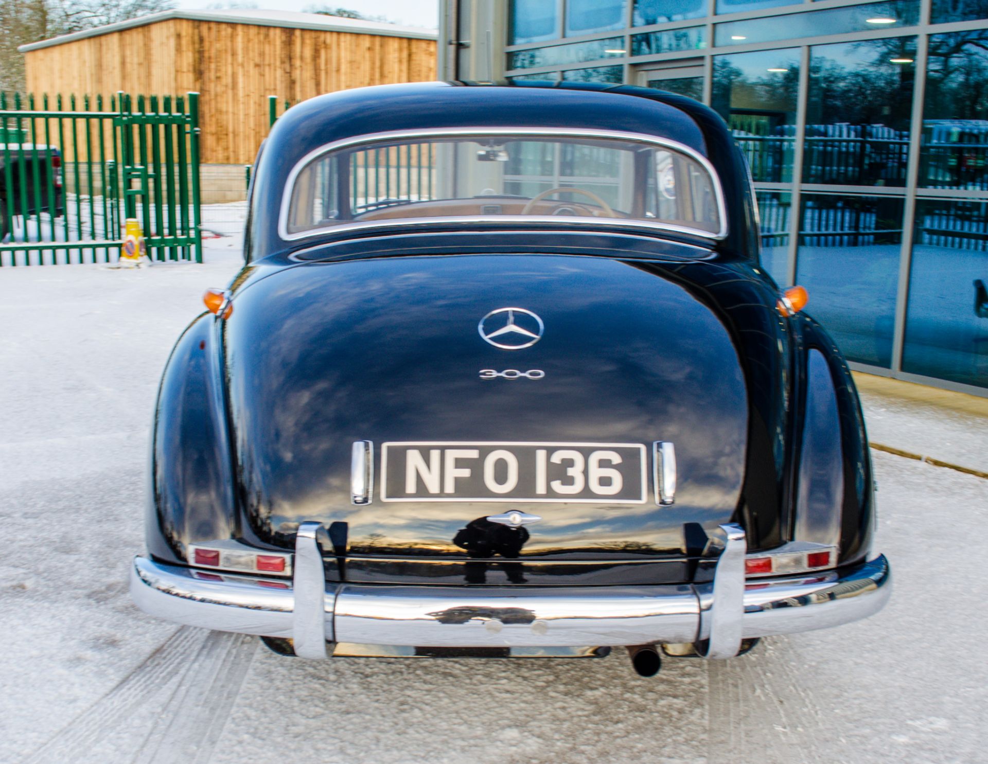 1956 Mercedes Benz 300 Adenauer 3 litre automatic 4 door saloon - Image 12 of 63