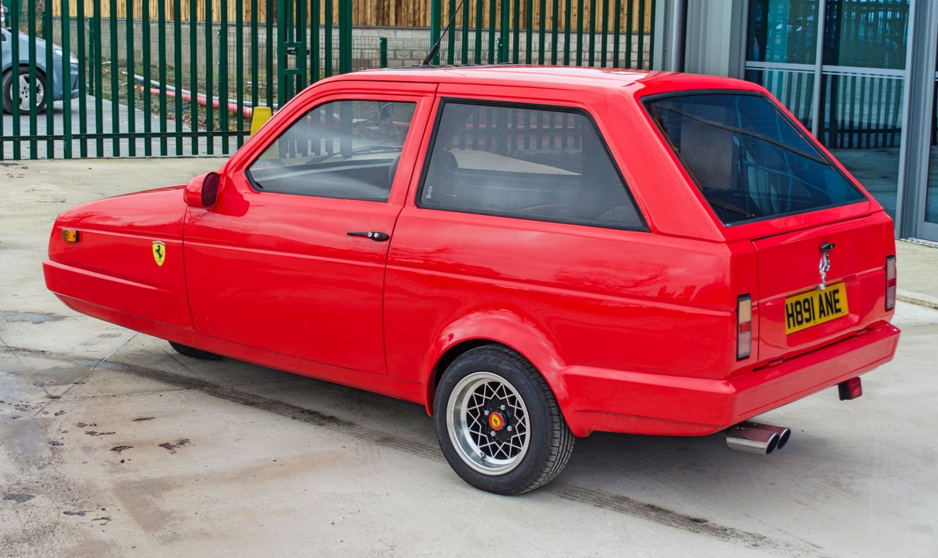 1990 Reliant Rialto 850cc 3 wheel 2 door saloon - Image 8 of 39