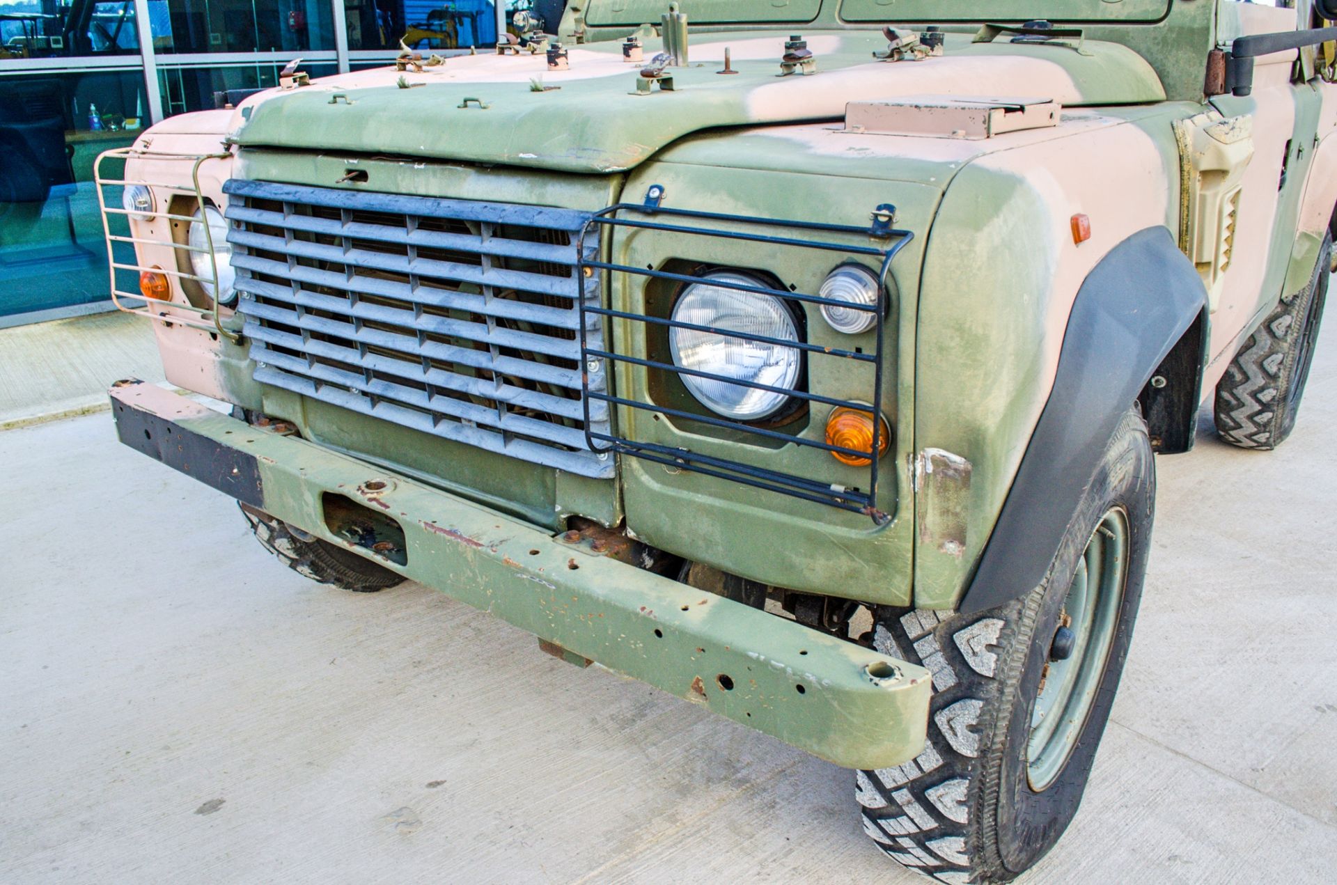 1998 Land Rover Defender 90 WOLF 2,5 litre 300TDI 4 wheel drive utility vehicle Ex MOD - Image 18 of 44