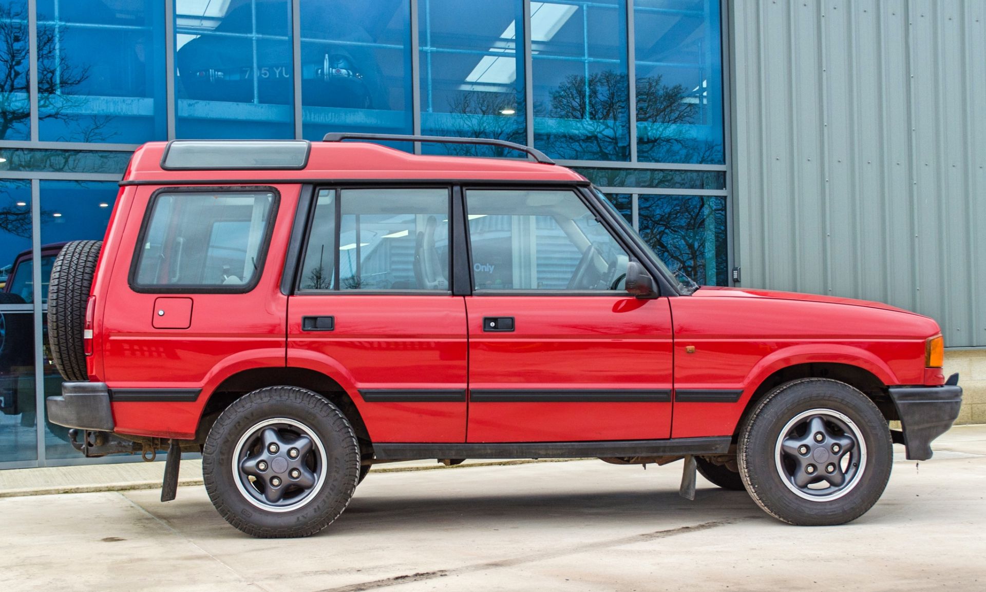 1998 Landrover Discovery 3.9 litre V8 manual 5 door 4wd - Image 13 of 46