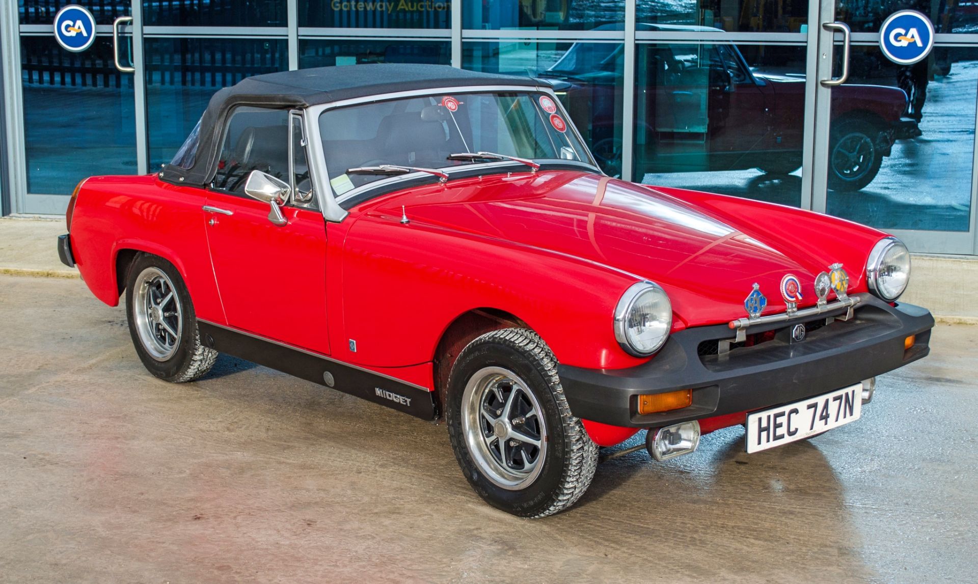 1975 MG Midget 1500 1491cc 2 door convertible - Image 2 of 55