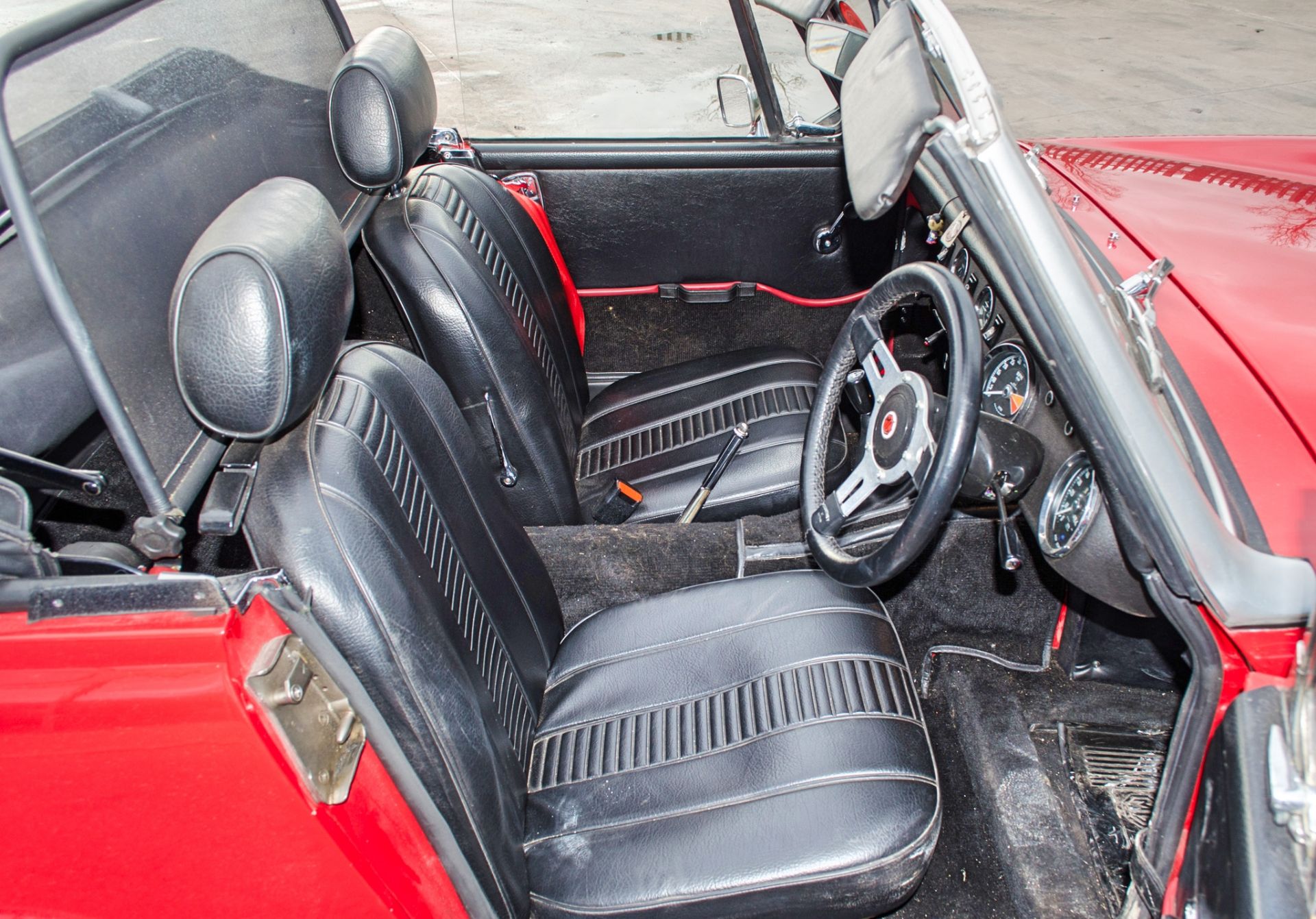 1975 MG Midget 1500 1491cc 2 door convertible - Image 37 of 55