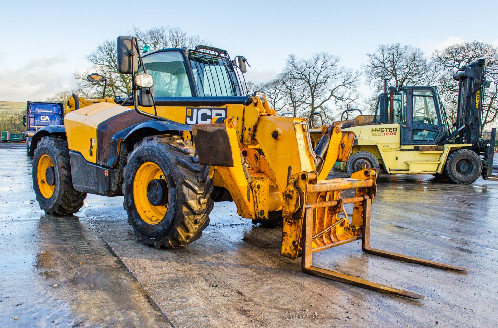 JCB 533-105 10.5 metre telescopic handler Year: 2016 S/N: 2464749 Recorded Hours: 2998 PF2168 - Image 2 of 23