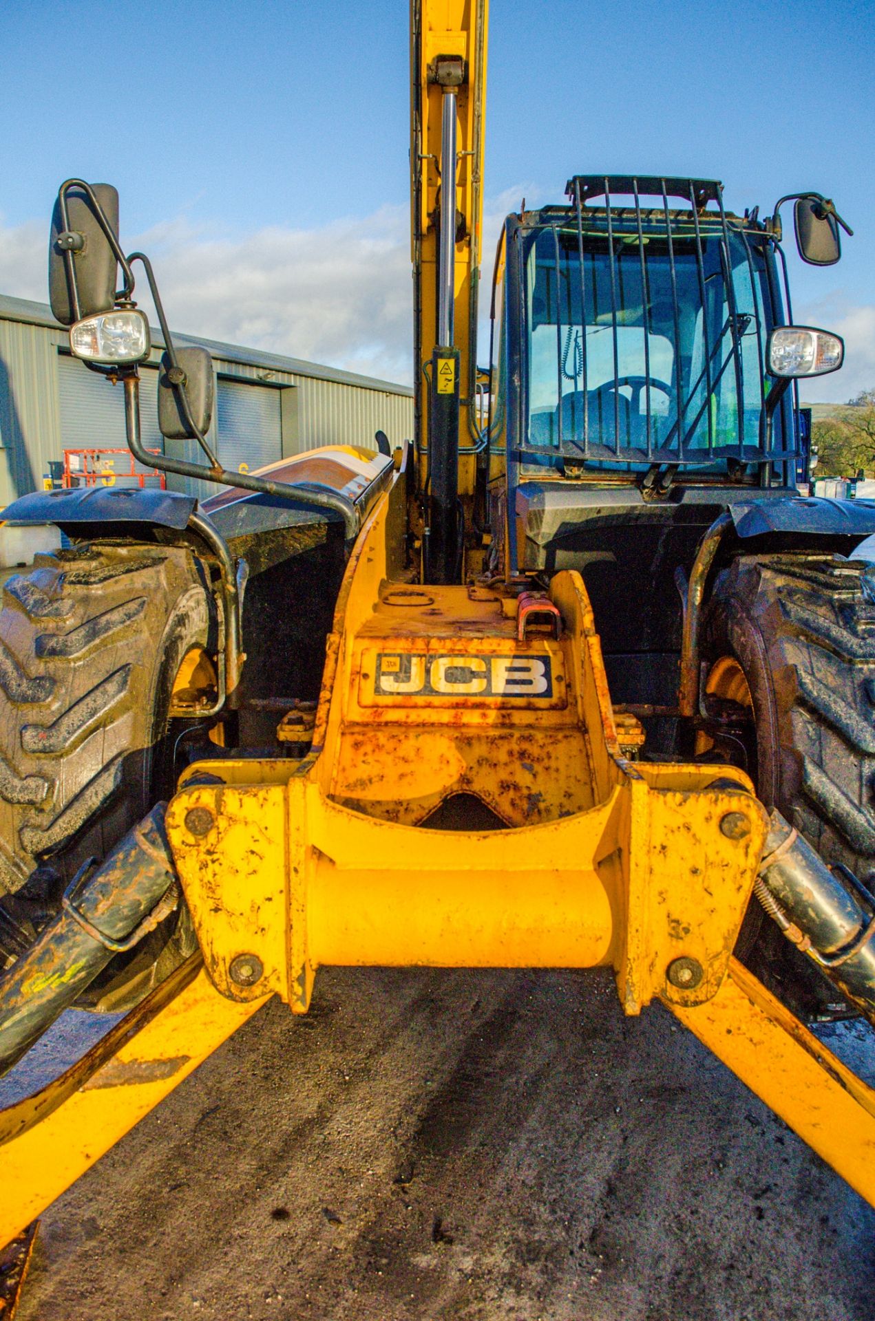 JCB 533-105 10.5 metre telescopic handler Year: 2016 S/N: 2464749 Recorded Hours: 2998 PF2168 - Image 17 of 23