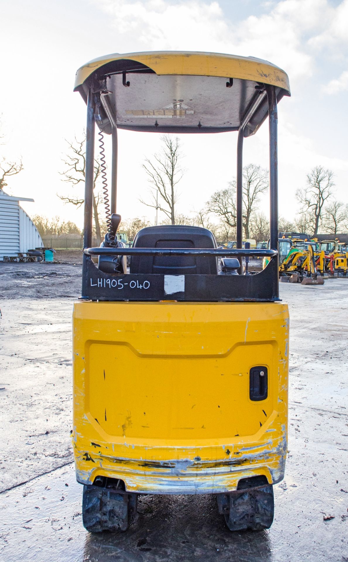 JCB 15C-2 1.5 tonne rubber tracked mini excavator Year: 2019 S/N: 2710277 Recorded Hours: 908 piped, - Image 6 of 21