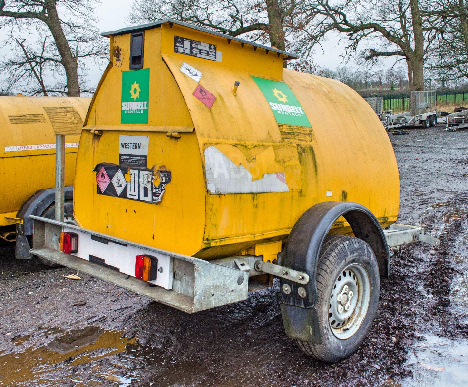 Western Abbi 950 litre fast tow bunded fuel bowser c/w 12v electric pump, delivery hose and nozzle - Image 2 of 5