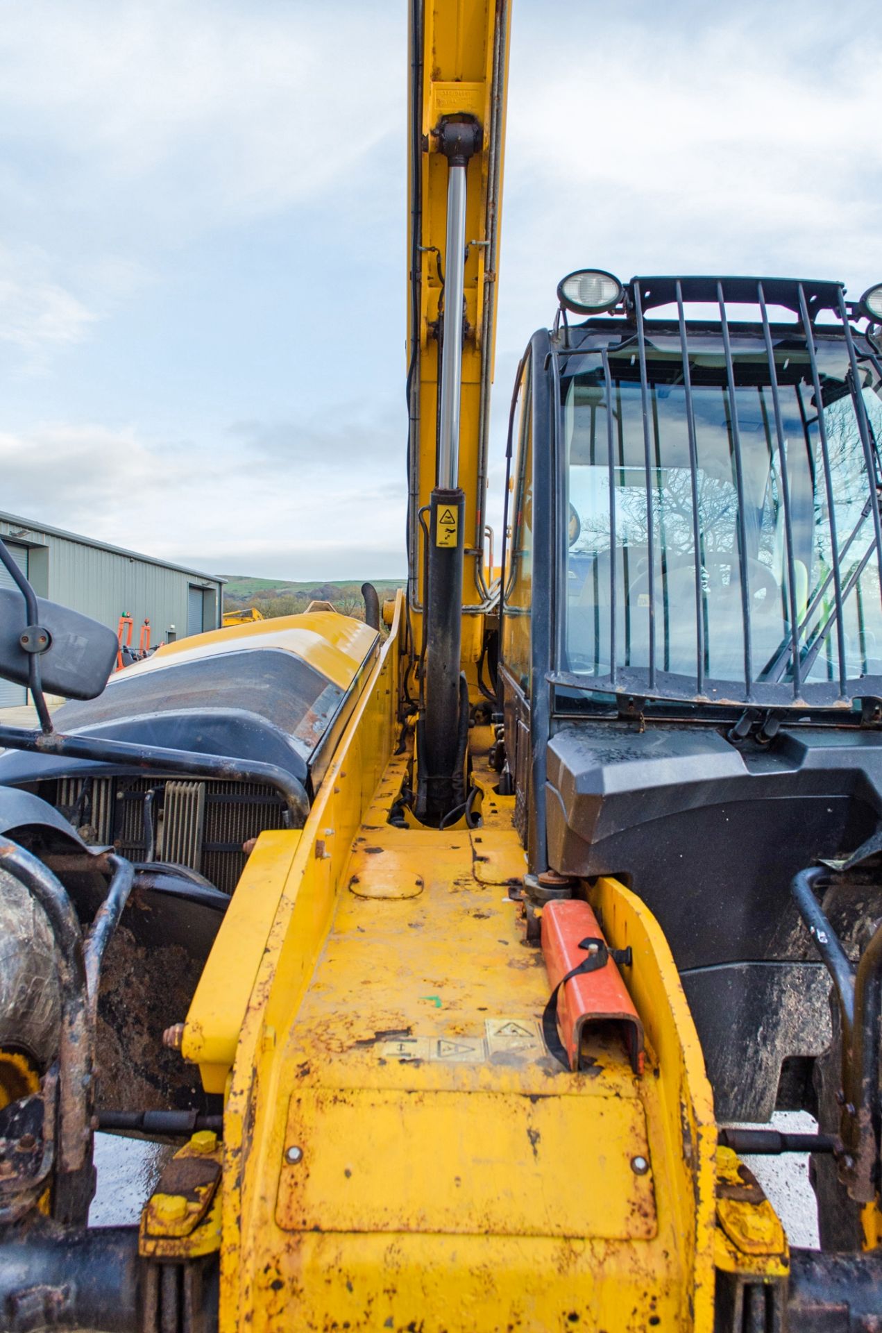 JCB 535-95 9.5 metre telescopic handler Year: 2015 S/N: 2349642 Recorded Hours: 1807 A677468 ** - Image 12 of 26