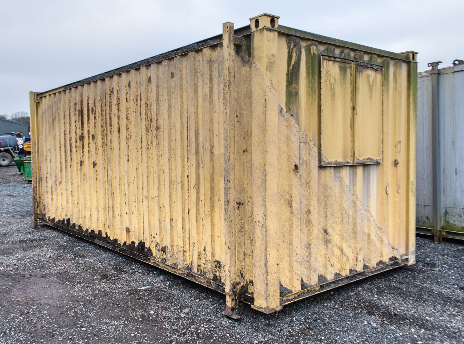 20 ft x 8 ft steel anti-vandal jack-leg site office - Image 3 of 8