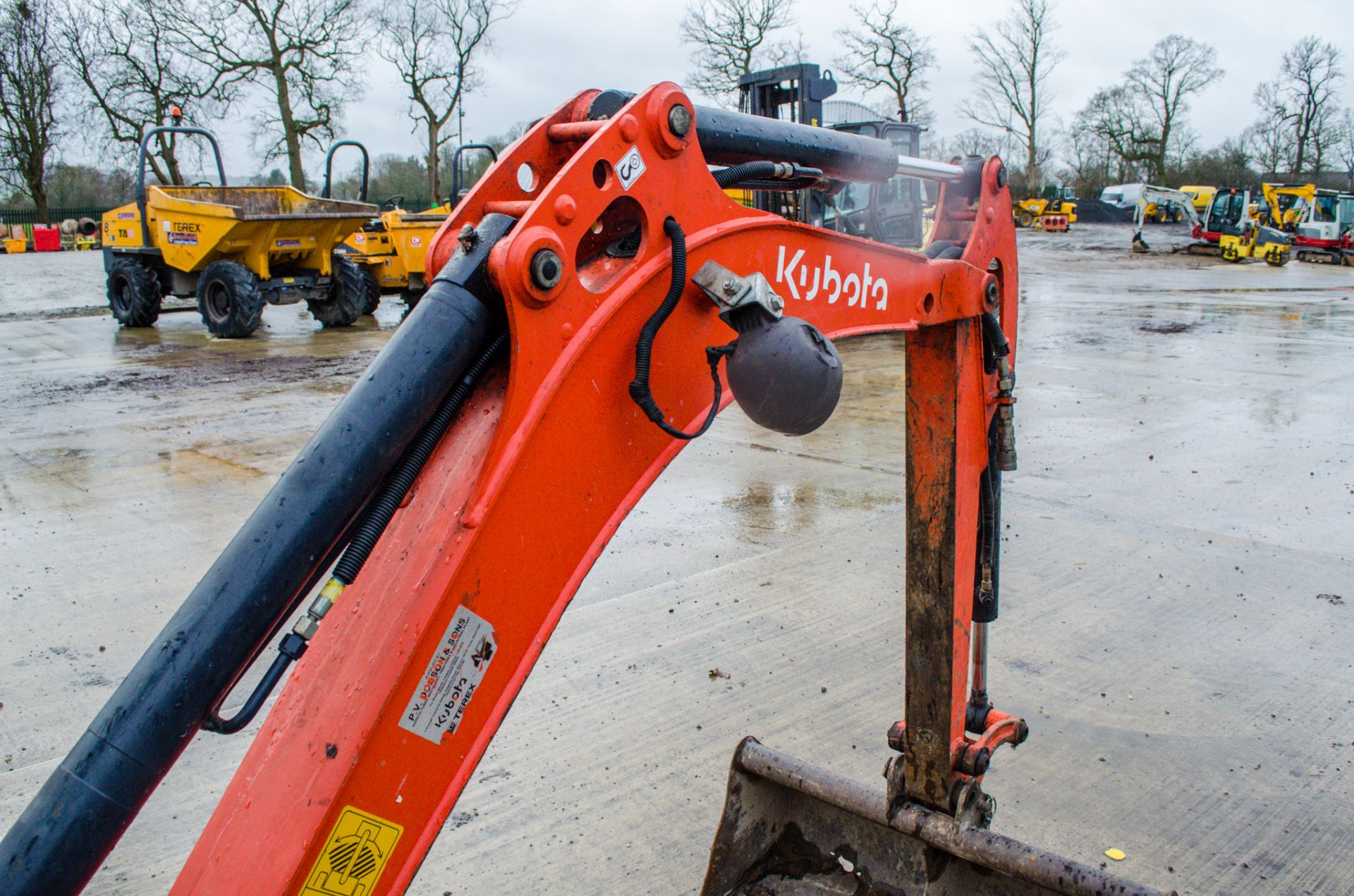 Kubota KX015-4 1.5 tonne rubber tracked mini excavator Year: 2015 S/N: 58367 Recorded Hours: 2777 - Image 11 of 22