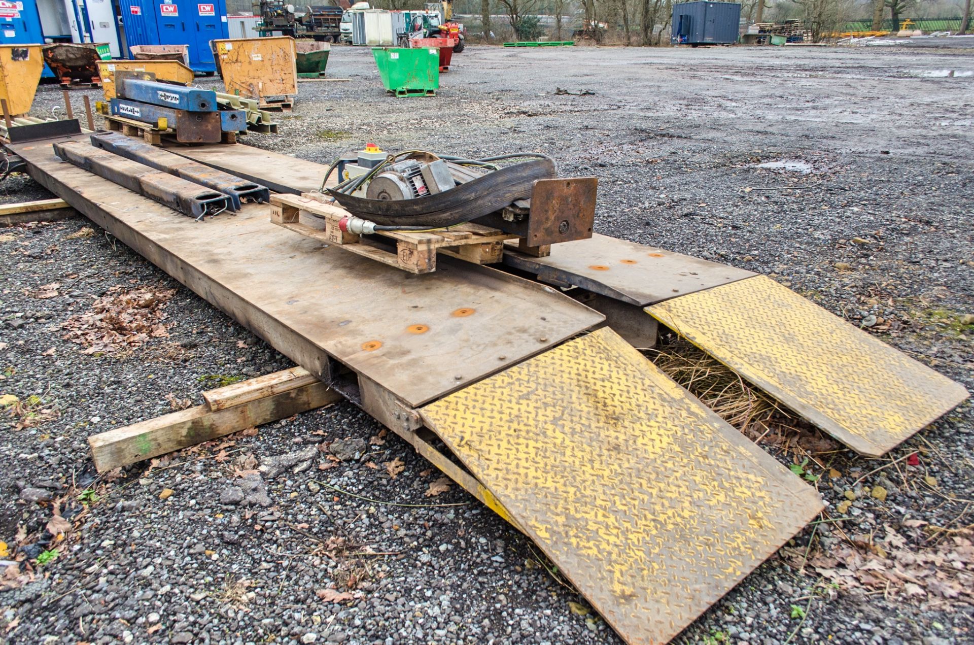 Tecalemit 8 tonne workshop ramp SEW549 - Image 2 of 6