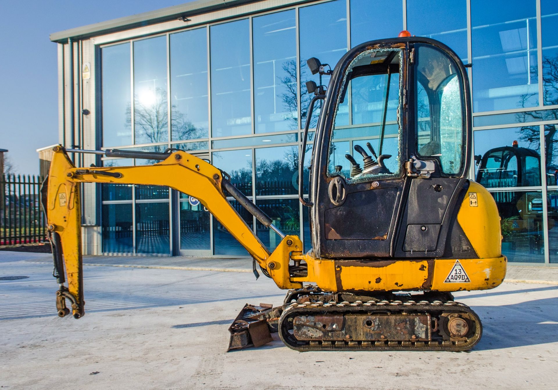 JCB 8018 CTS 1.8 tonne rubber tracked mini excavator Year: 2017 S/N: 2545236 Recorded Hours: 1268 - Image 7 of 21