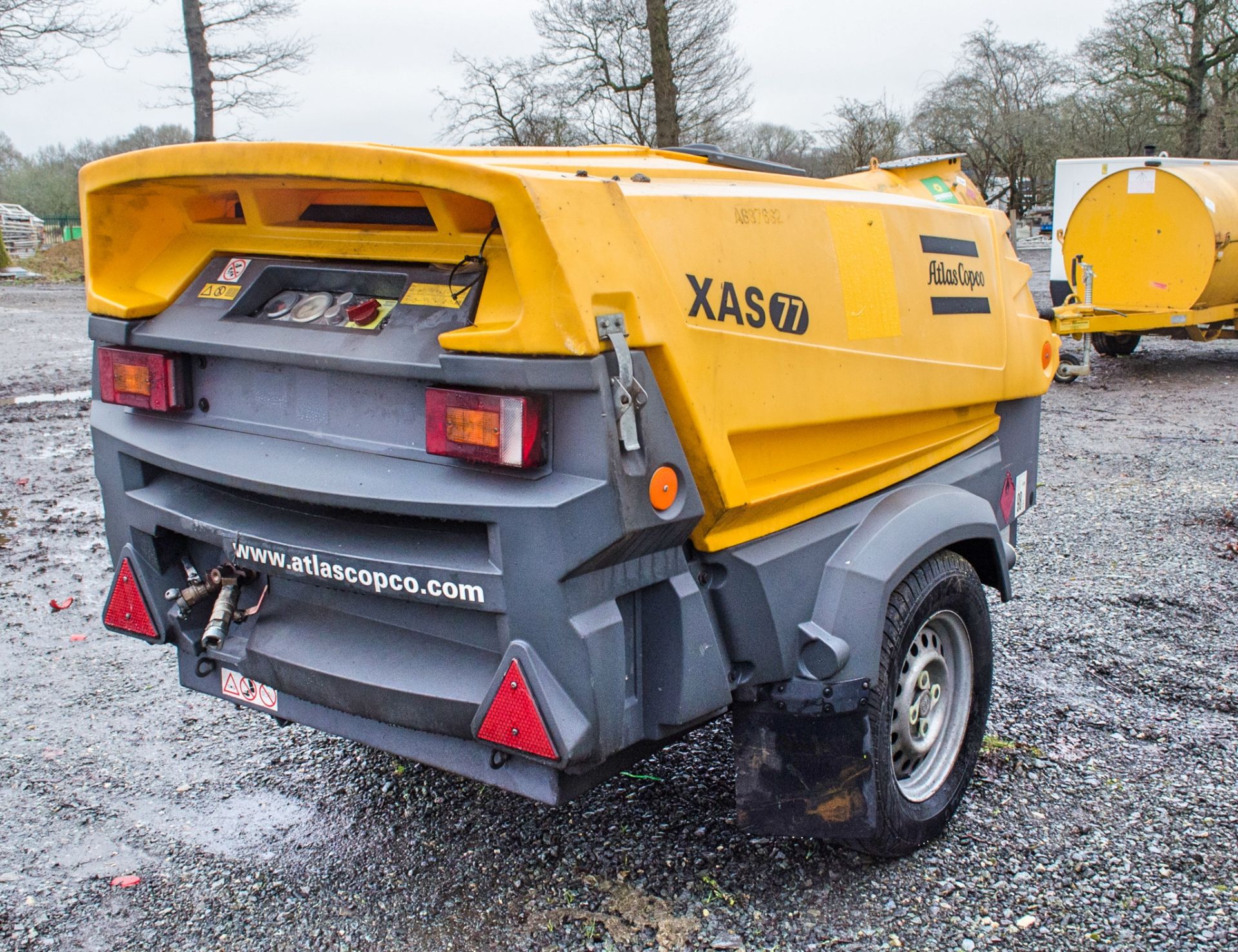 Atlas Copco XAS77 diesel driven fast tow mobile air compressor Year: 2015 S/N: APP383854 Recorded - Image 2 of 7