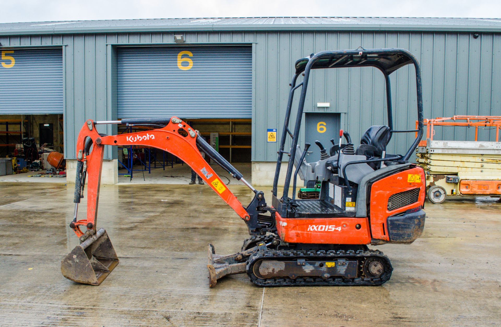 Kubota KX015-4 1.5 tonne rubber tracked mini excavator Year: 2015 S/N: 58367 Recorded Hours: 2777 - Image 8 of 22