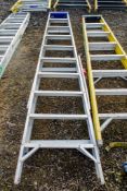 Clow 10 tread aluminium step ladder A935235
