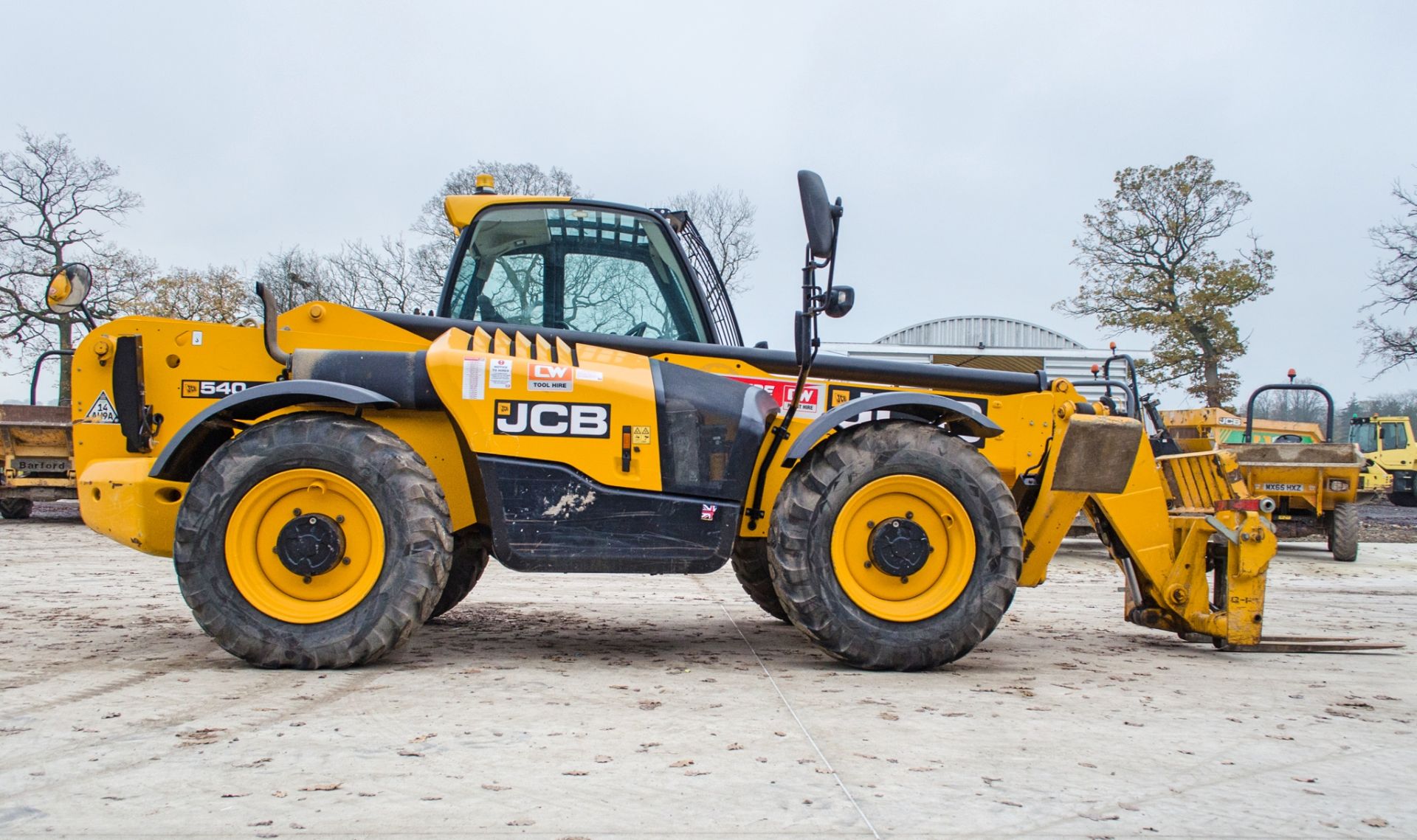 JCB 540-140 14 metre Hi-Viz telescopic handler Year: 2018 S/N: 2730059 Recorded Hours: 2613 E329275 - Image 8 of 23