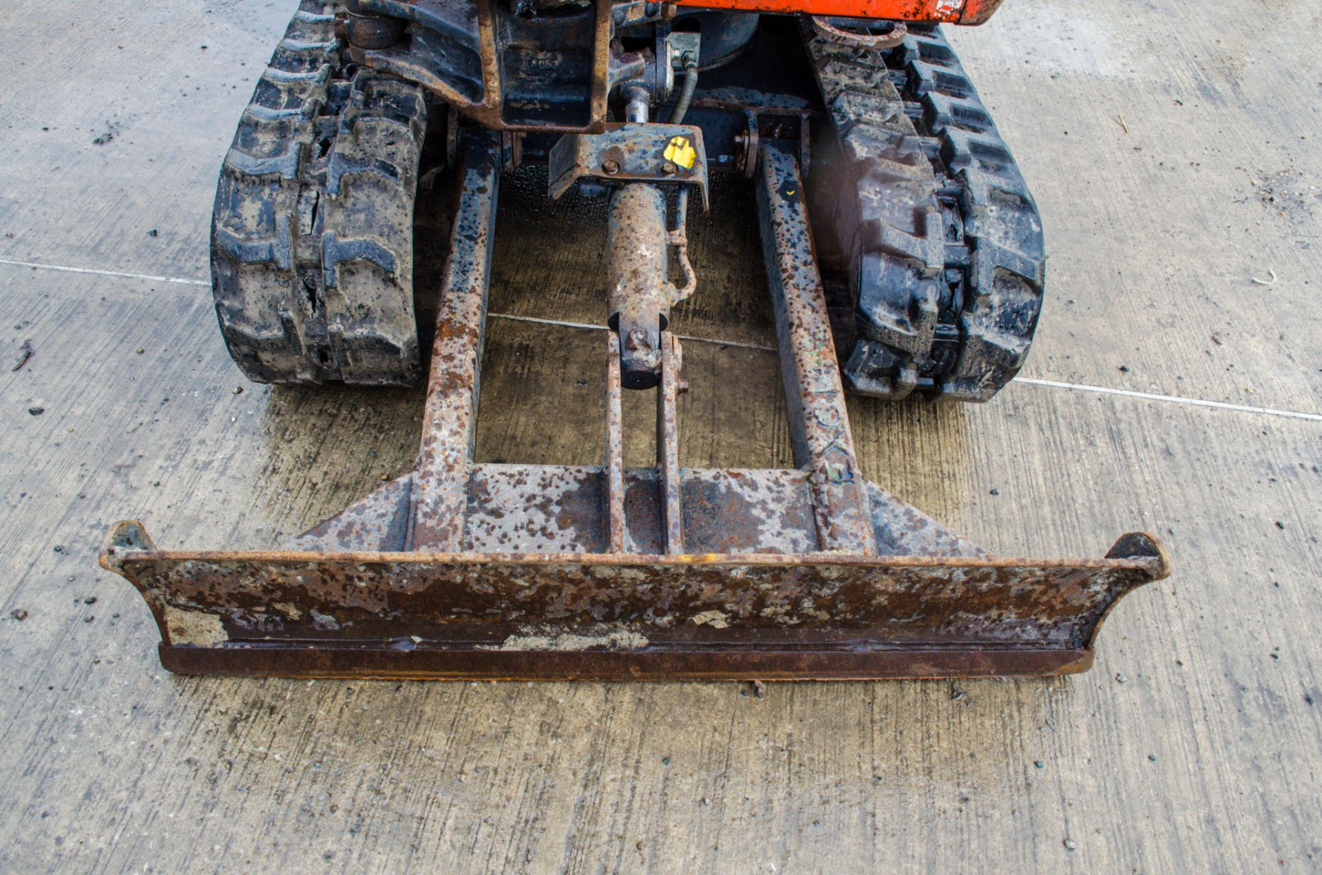 Kubota KX015-4 1.5 tonne rubber tracked mini excavator Year: 2015 S/N: 58367 Recorded Hours: 2777 - Image 14 of 22