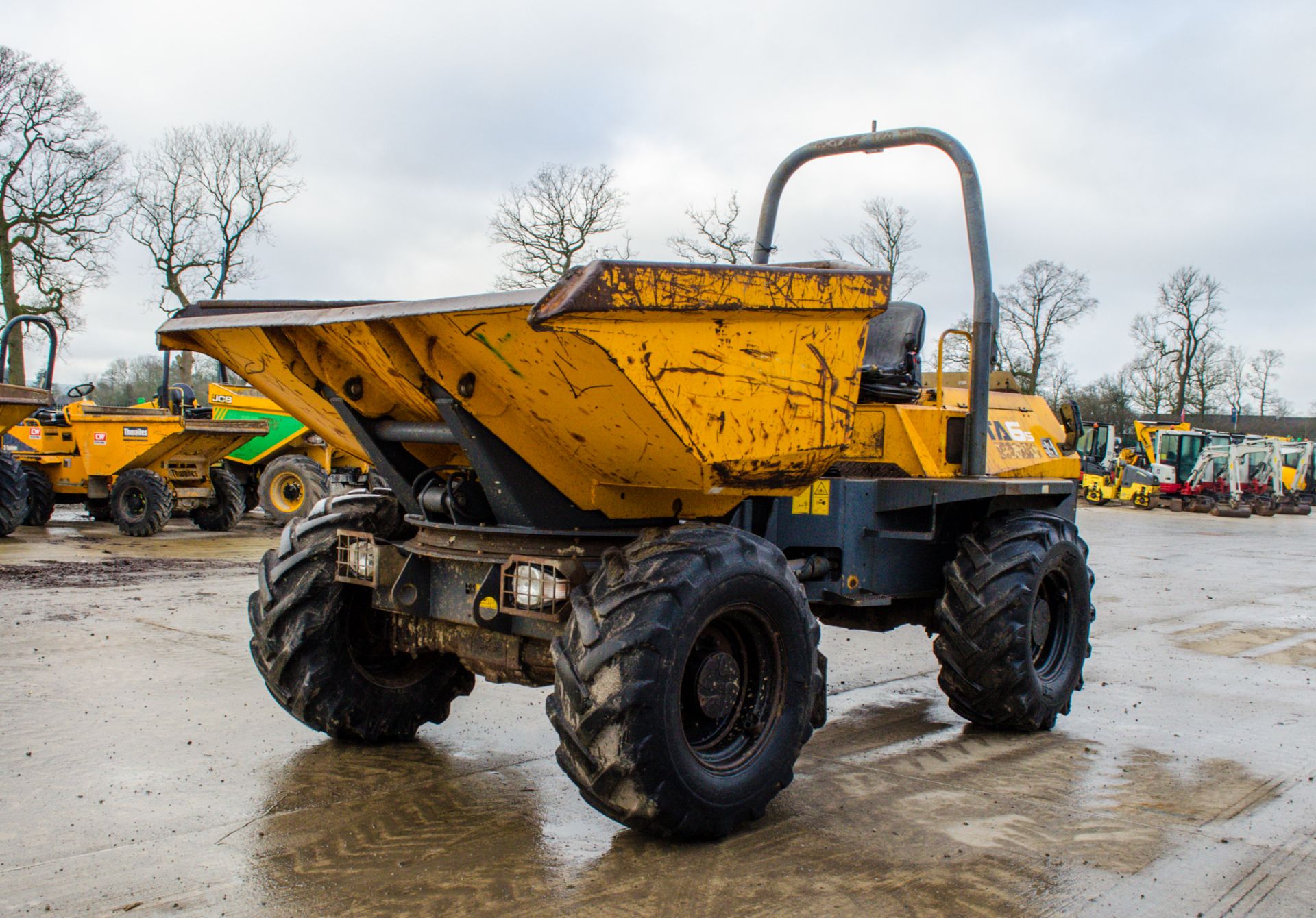 Terex TA6 6 tonne swivel skip dumper Year: 2012 S/N: 74173493 Recorded Hours: 3041