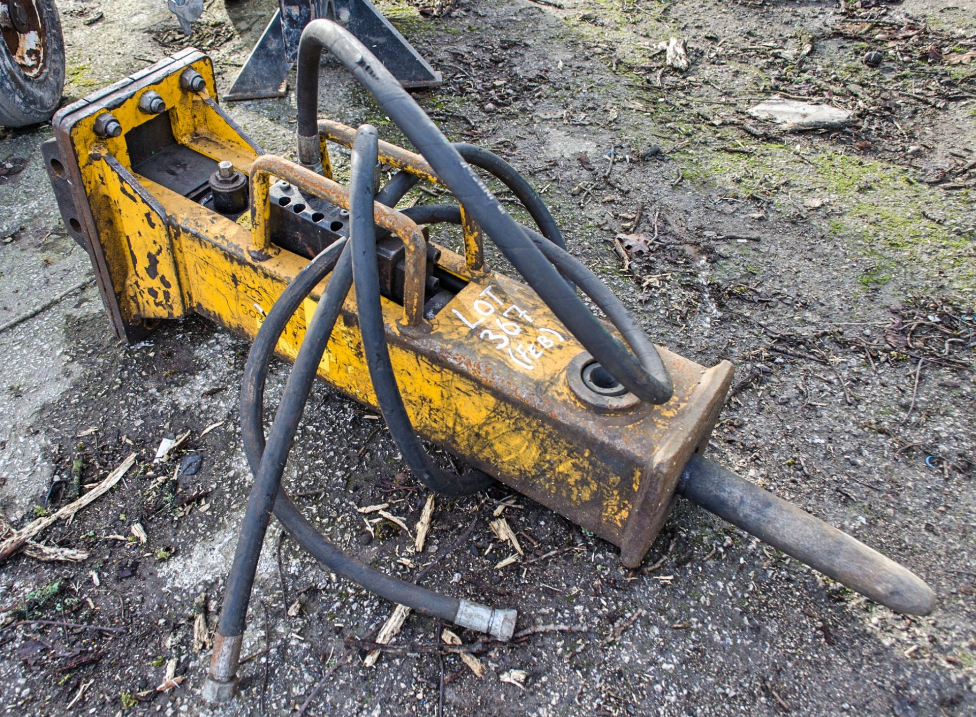 Hydraulic breaker to suit 1.5 tonne excavator HBR808