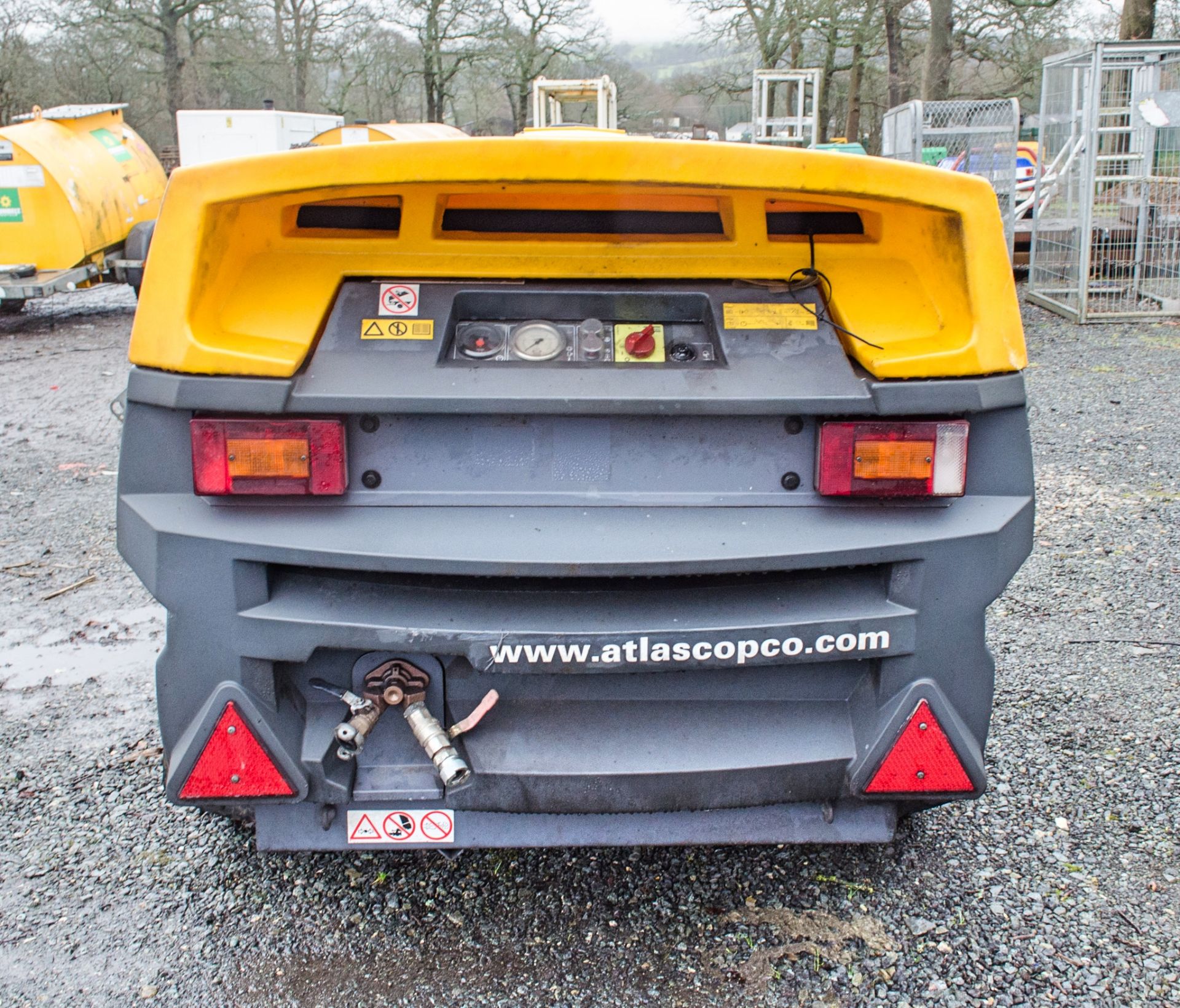 Atlas Copco XAS77 diesel driven fast tow mobile air compressor Year: 2015 S/N: APP383854 Recorded - Image 4 of 7