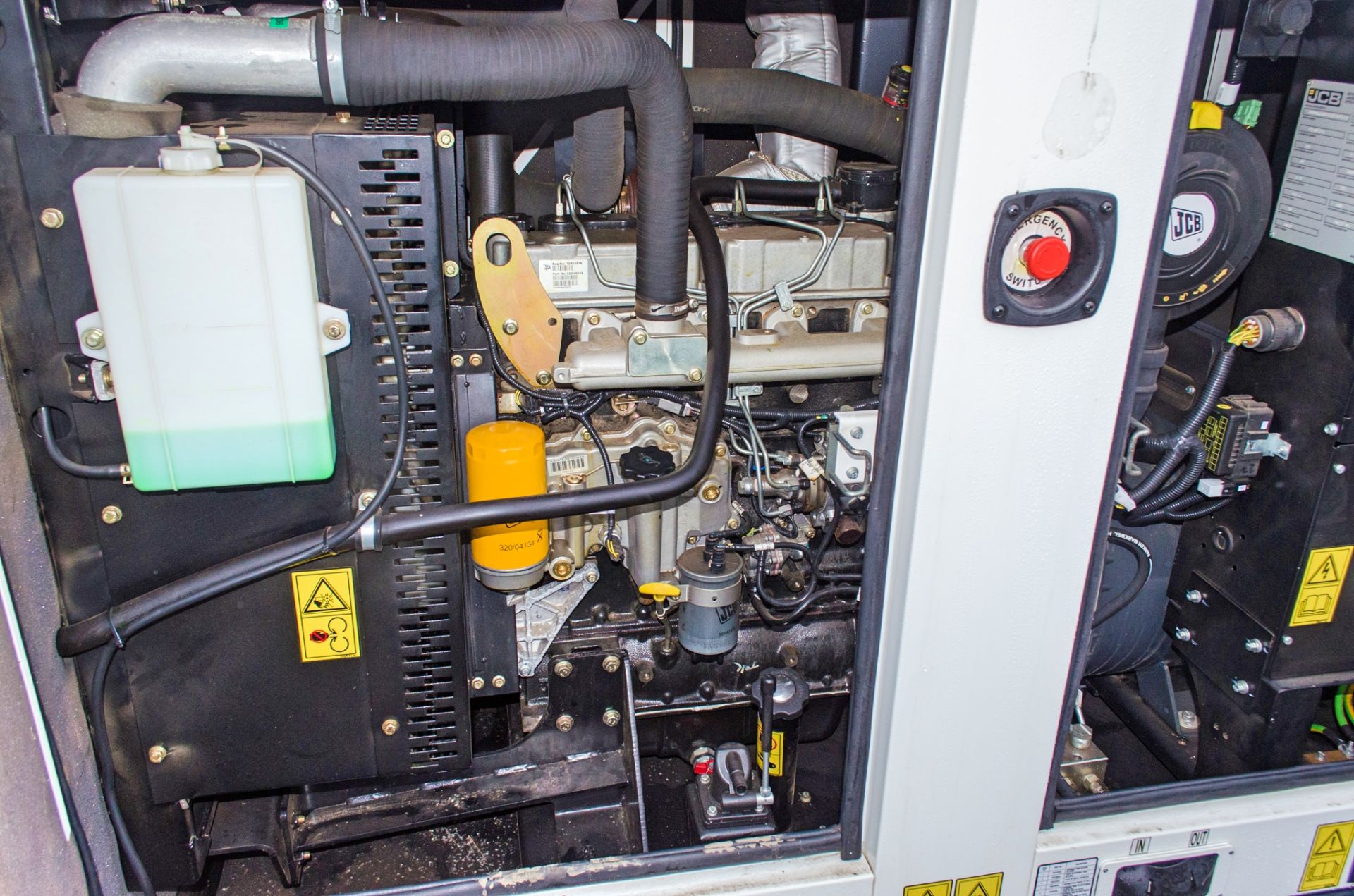 JCB G115QS 115 kva diesel driven generator Year: 2022 S/N: 147112 Recorded hours: 529 c/w 2 keys, - Image 5 of 10