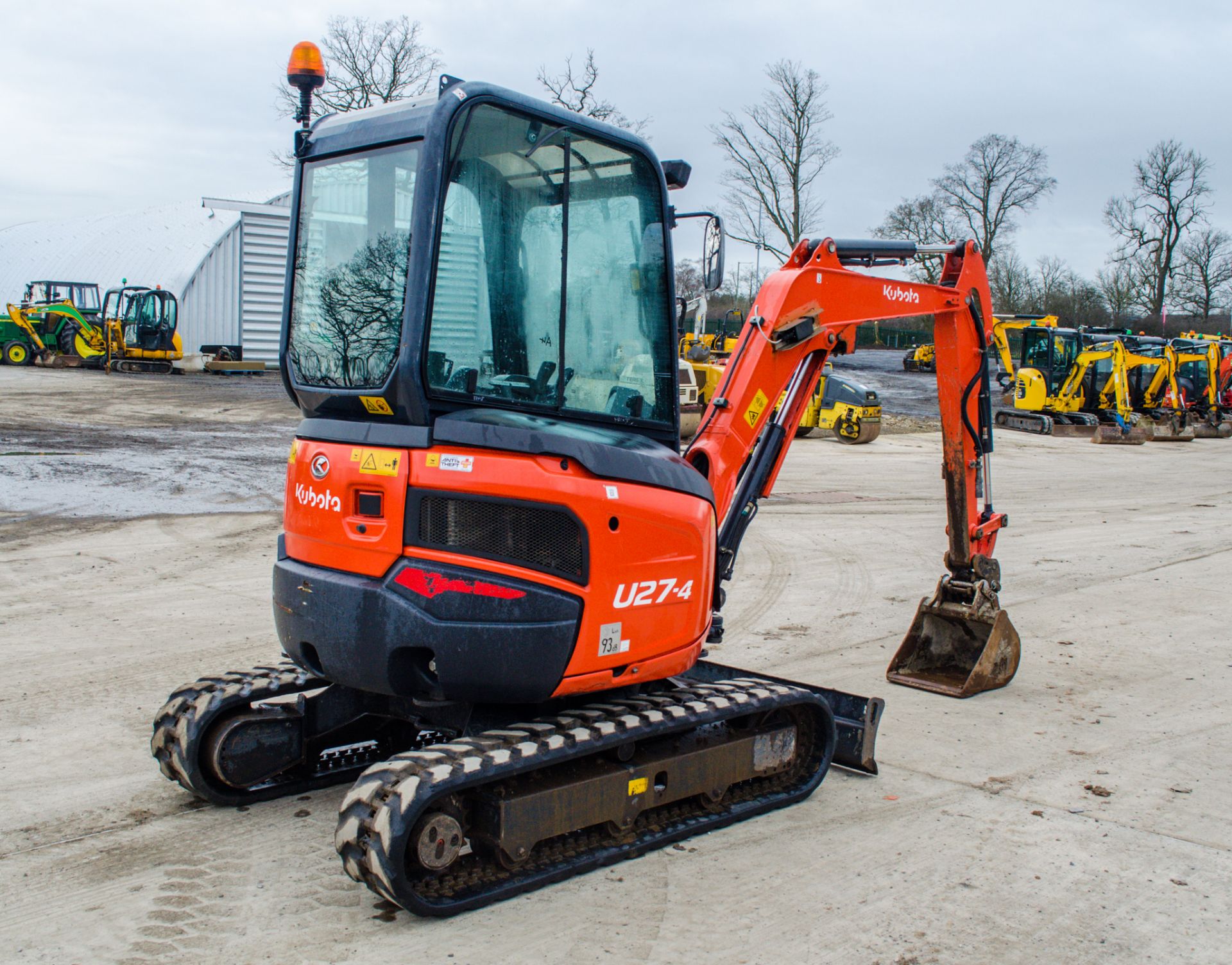 Kubota U27-4 2.7 tonne rubber tracked mini excavator Year: 2016 S/N: 58869 Recorded Hours: 1806 - Image 3 of 23