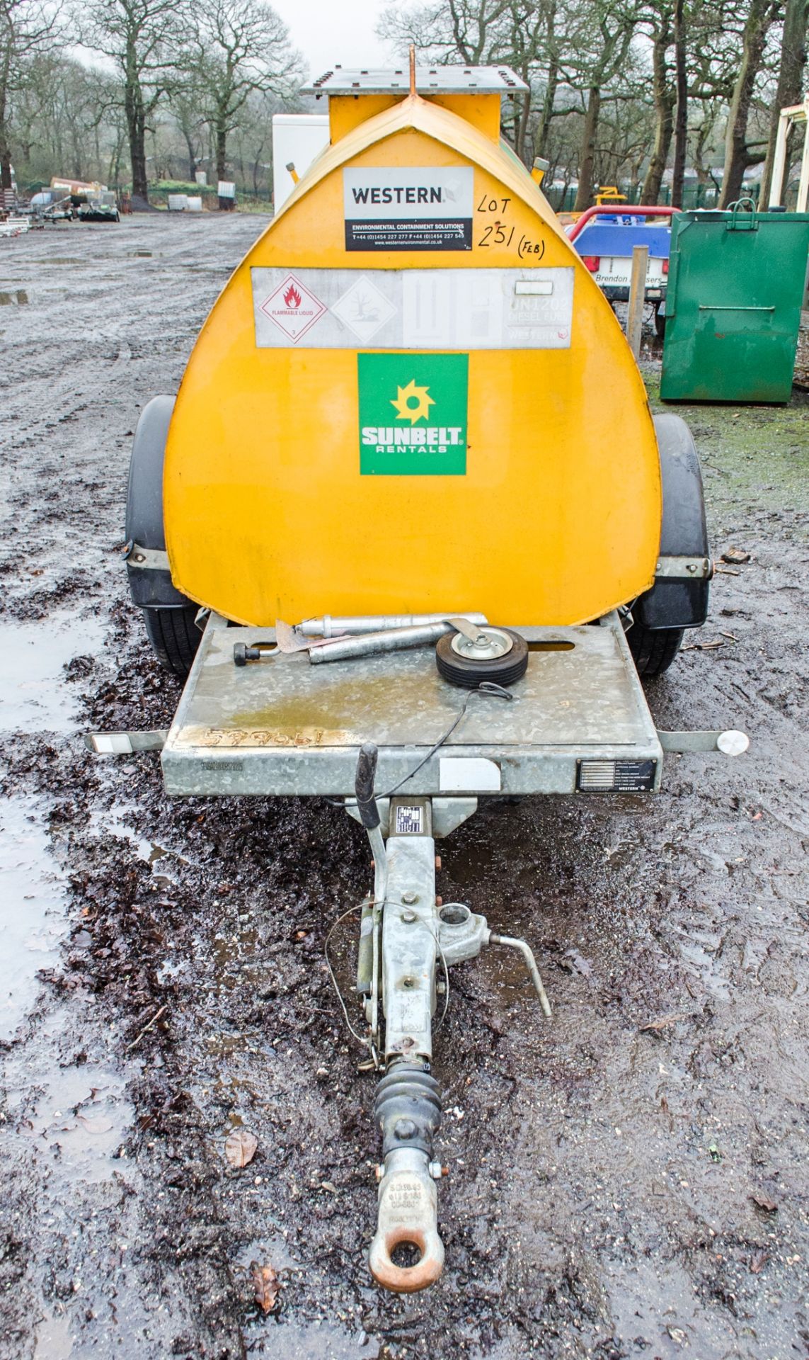 Western Abbi 950 litre fast tow bunded fuel bowser c/w 12v electric pump, delivery hose and nozzle - Image 3 of 5