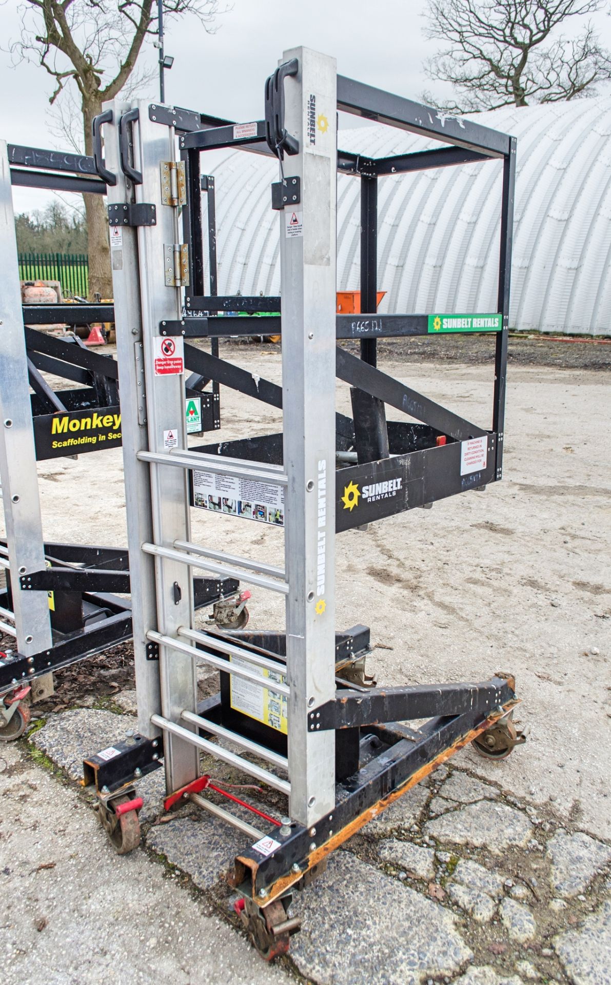 Monkey Tower Mini mobile manual access platform Year: 2015 S/N: M12014170 A665121 - Image 2 of 3