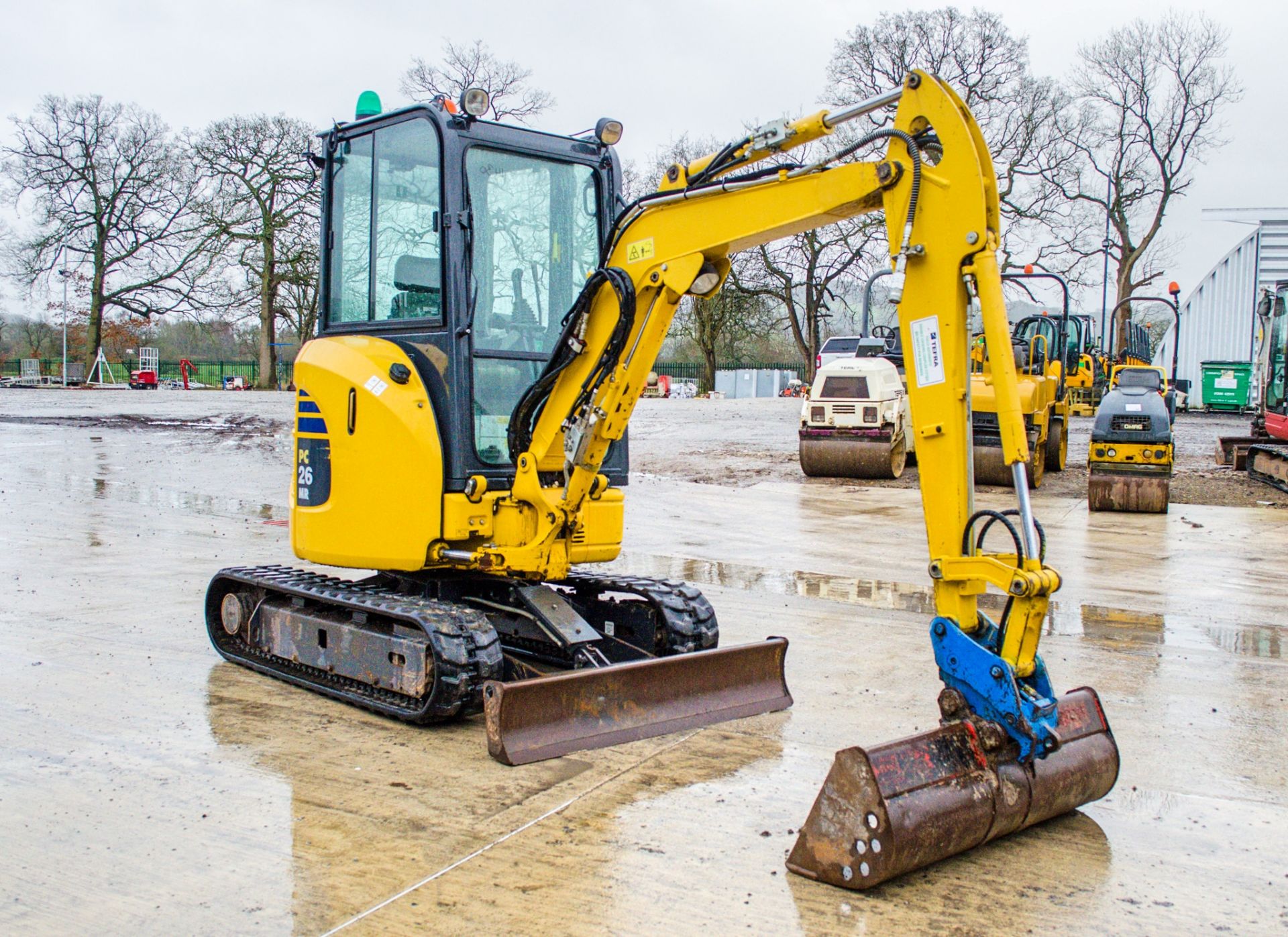 Komatsu PC26MR-3 2.6 tonne rubber tracked mini excavator Year: 2019 S/N: 33785 Recorded Hours: - Image 2 of 22