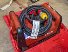 Hilti DC-SE20 110v wall chaser c/w carry case A1108141
