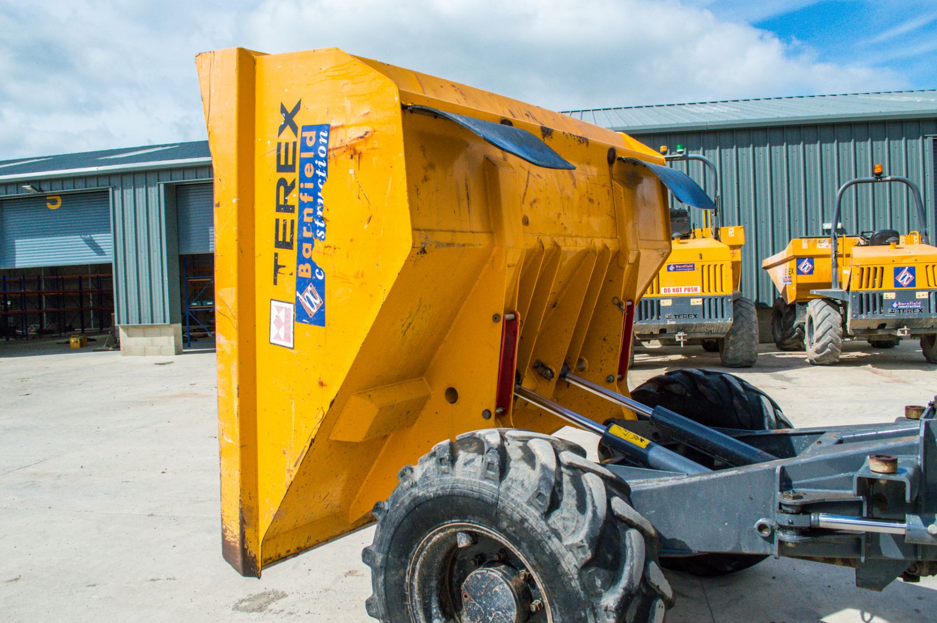 Terex TA6 6 tonne straight skip dumper Year: 2014 S/N: PH6060 Recorded Hours: 2227 - Image 15 of 22