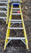 Clow 6 tread glass fibre framed aluminium step ladder A944189